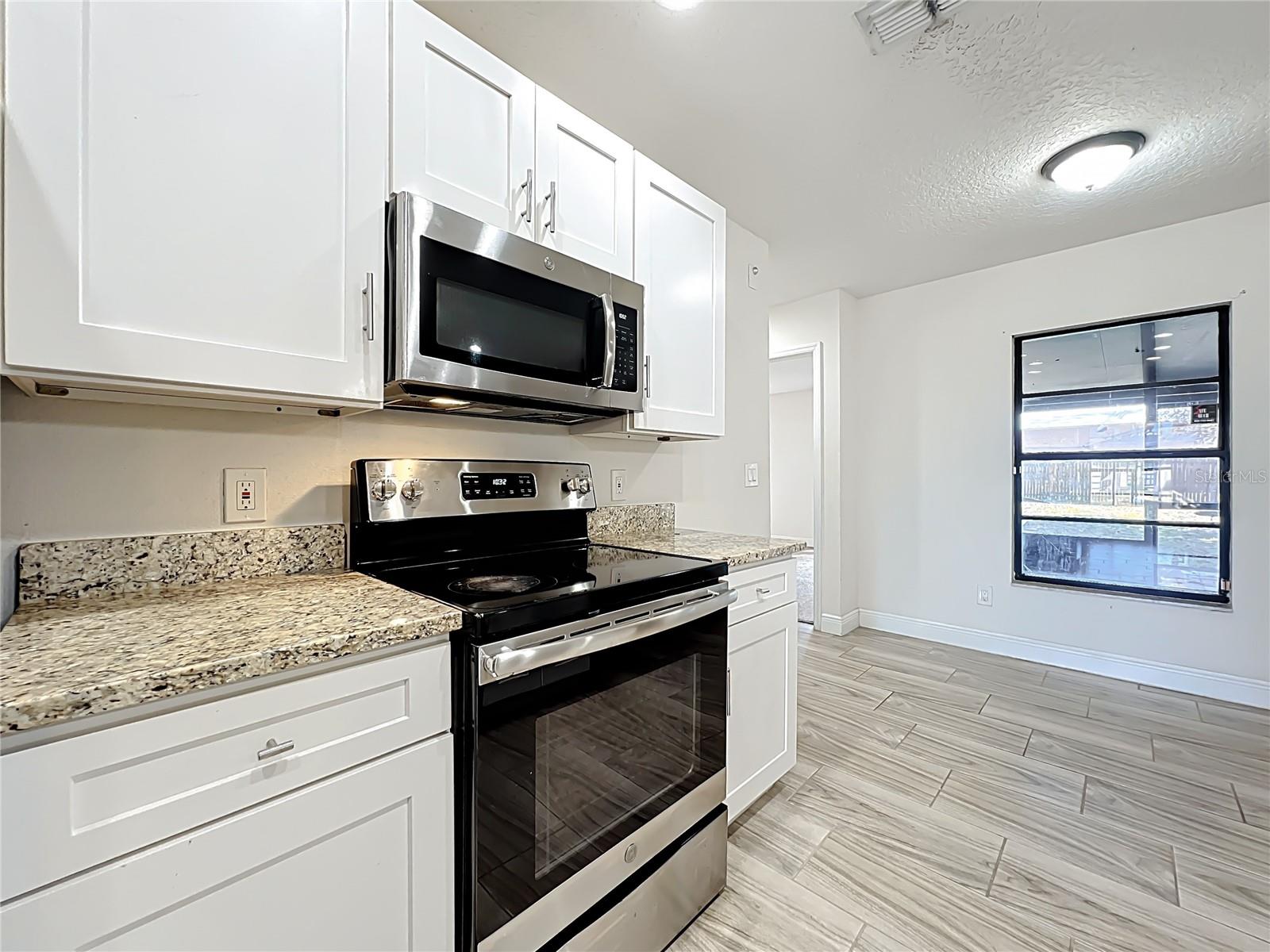 Image 16 of 38 For 2823 Saint Clair Court