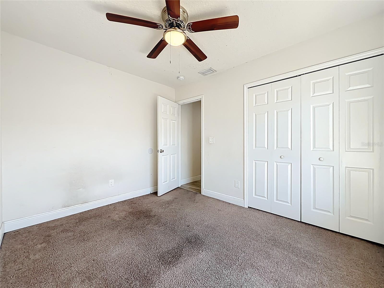 Image 17 of 38 For 2823 Saint Clair Court