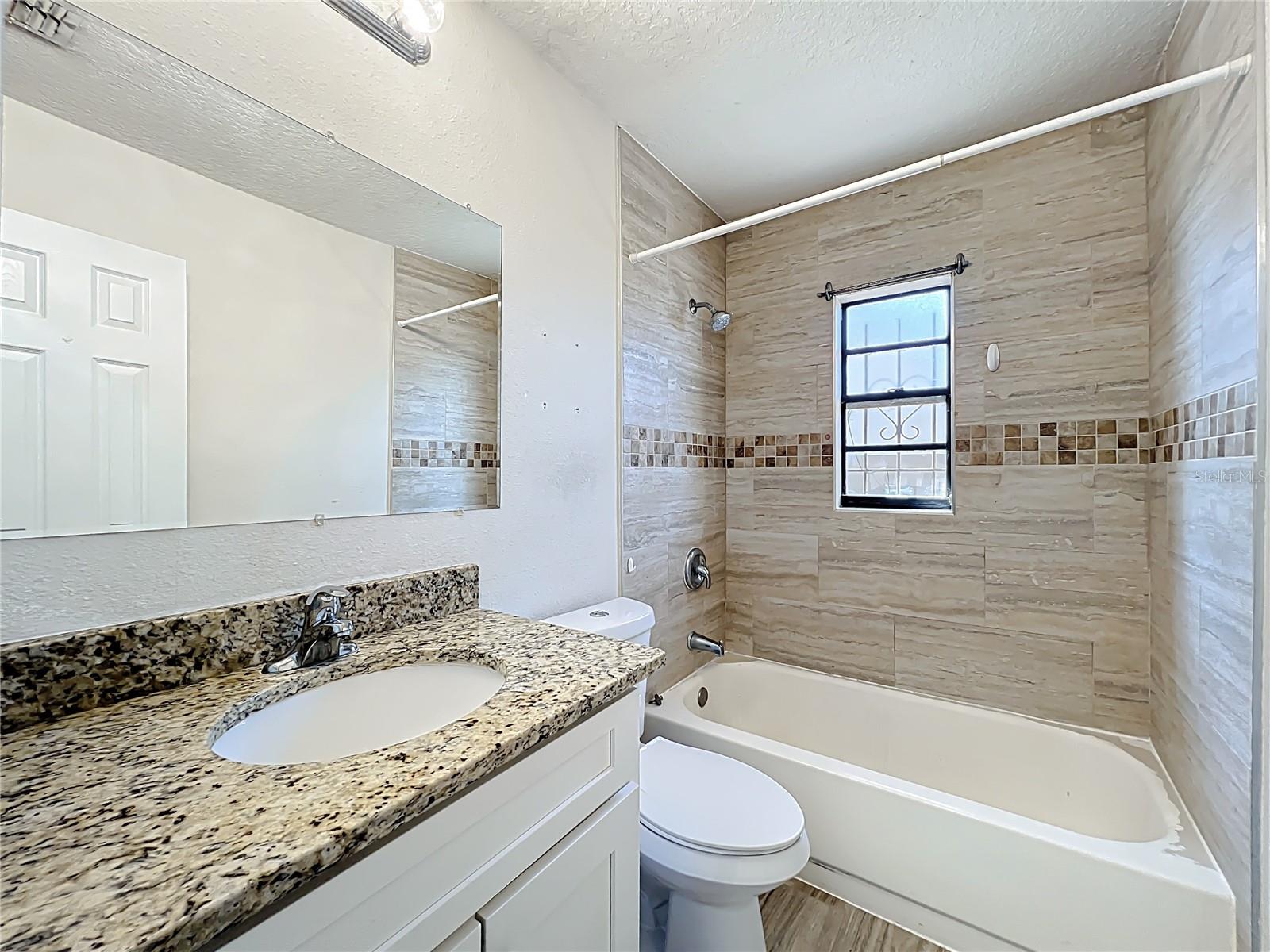 Image 20 of 38 For 2823 Saint Clair Court