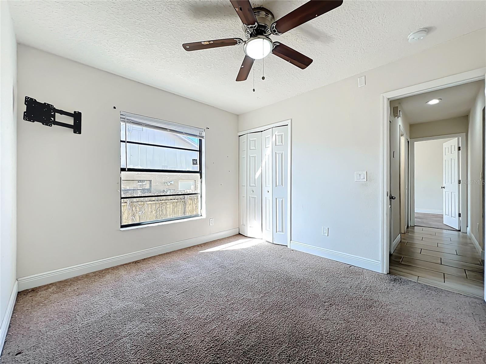 Image 22 of 38 For 2823 Saint Clair Court