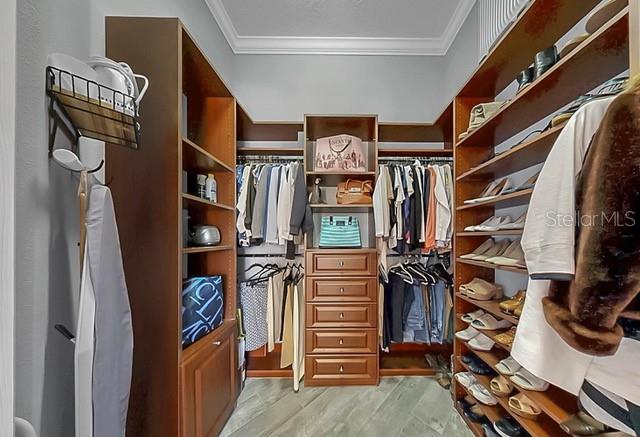 Image 13 of 60 For 714 Islebay Drive