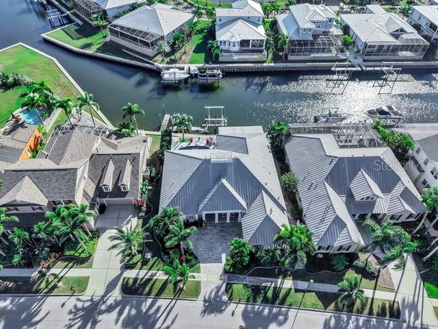 Image 3 of 60 For 714 Islebay Drive