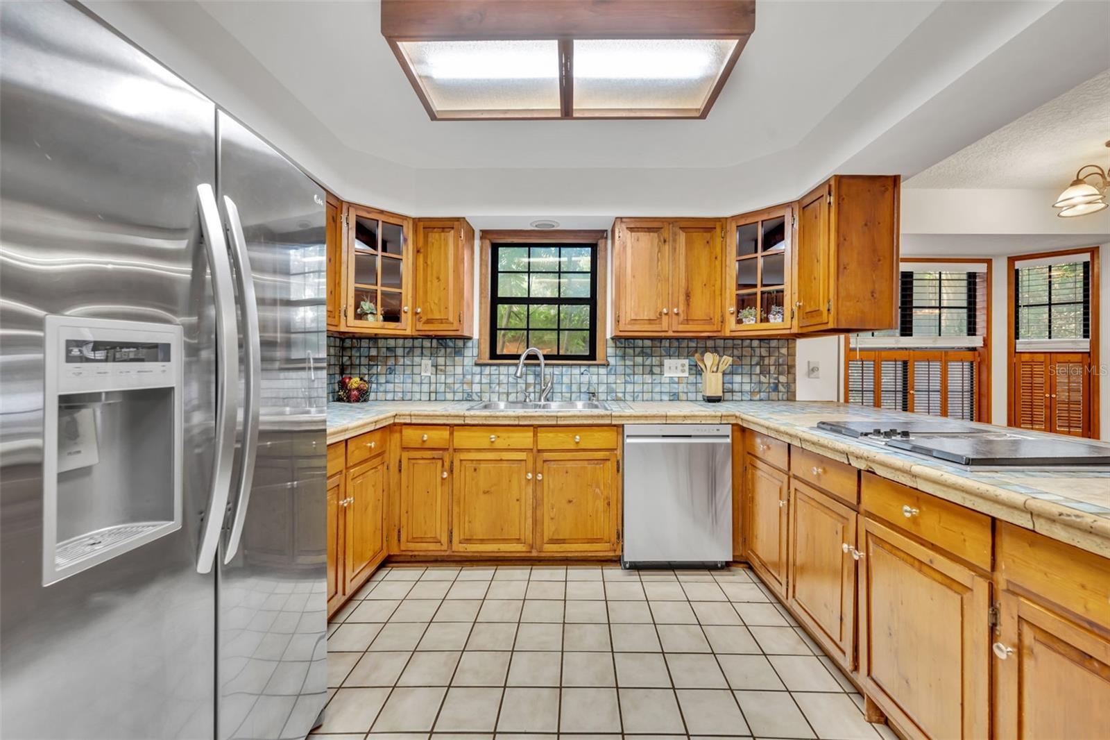 Image 17 of 77 For 5833 Maggiore Trail