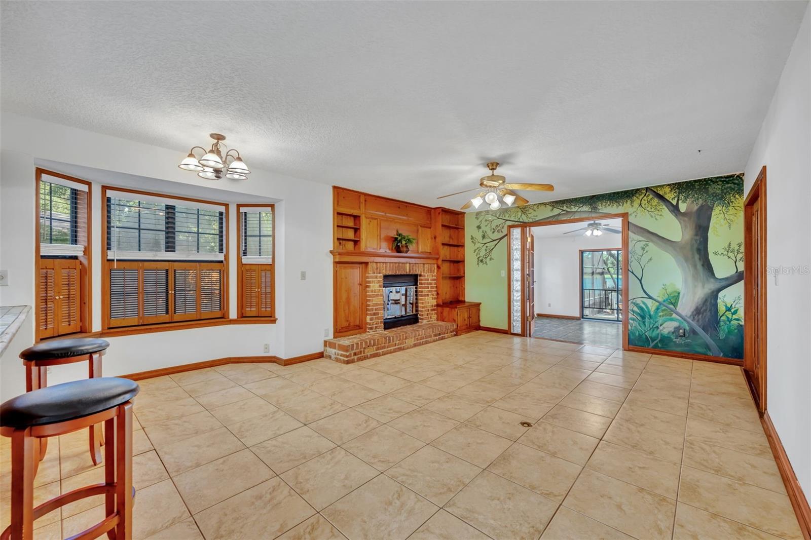 Image 22 of 77 For 5833 Maggiore Trail