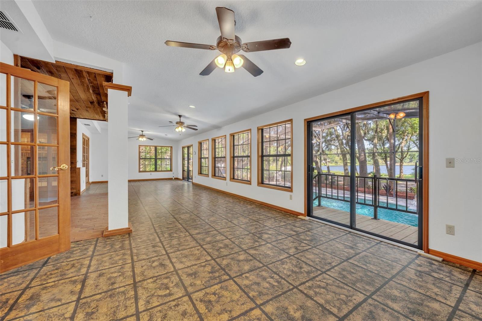 Image 32 of 77 For 5833 Maggiore Trail