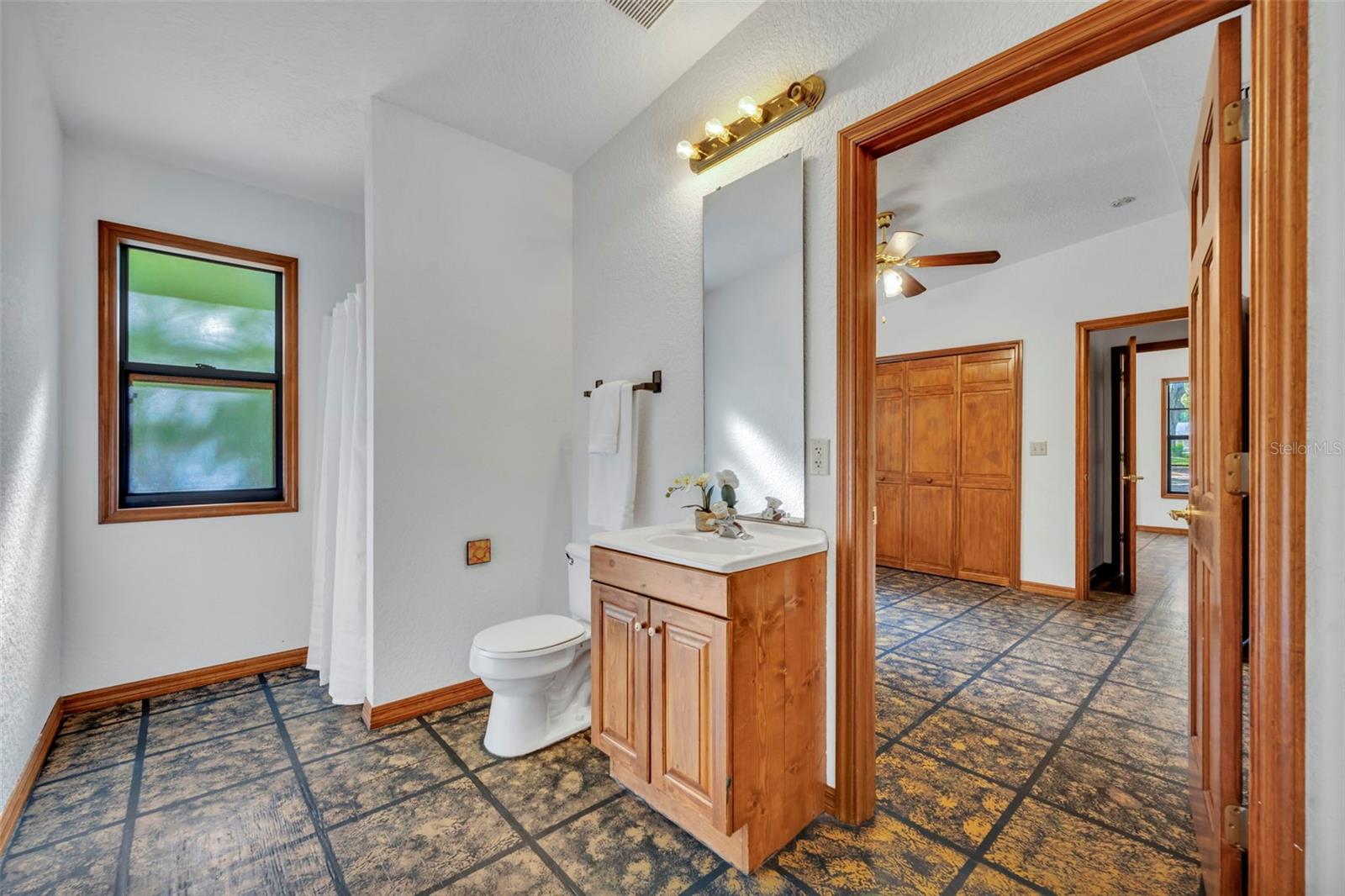 Image 39 of 77 For 5833 Maggiore Trail