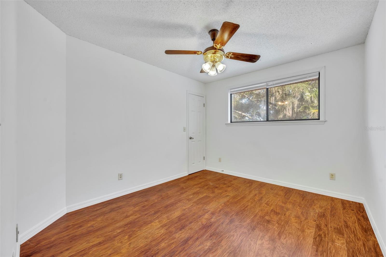 Image 50 of 77 For 5833 Maggiore Trail