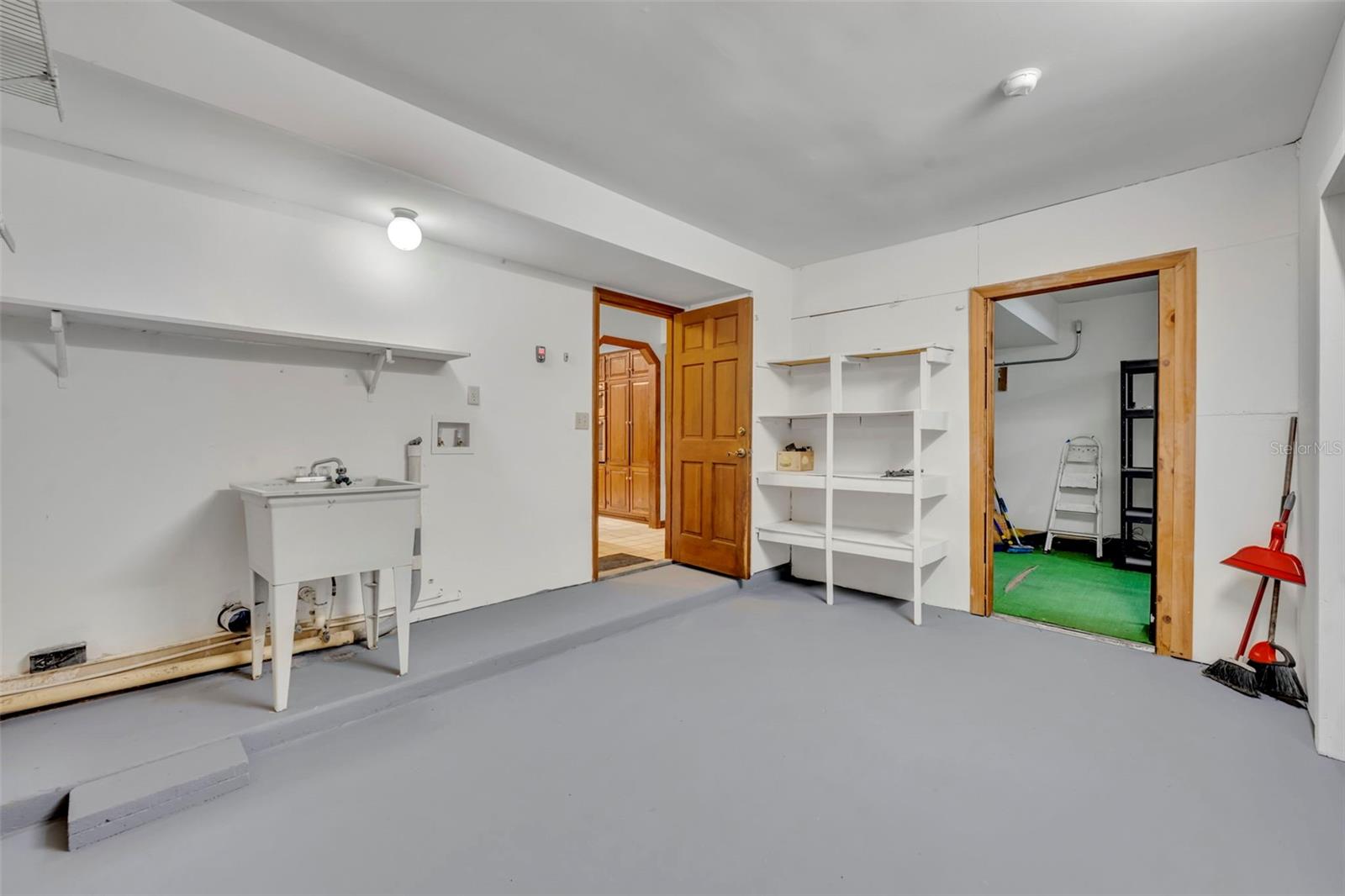 Image 57 of 77 For 5833 Maggiore Trail