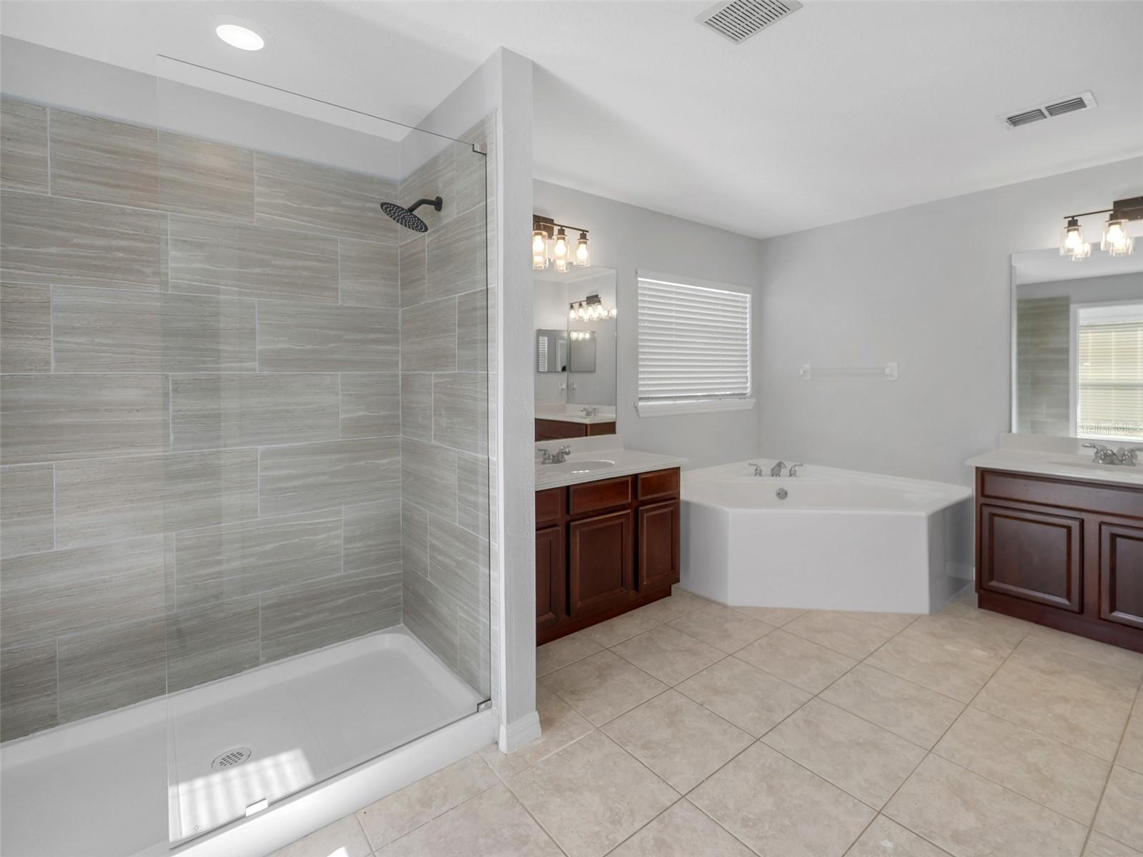 Image 23 of 36 For 2142 Brandywine Falls Way