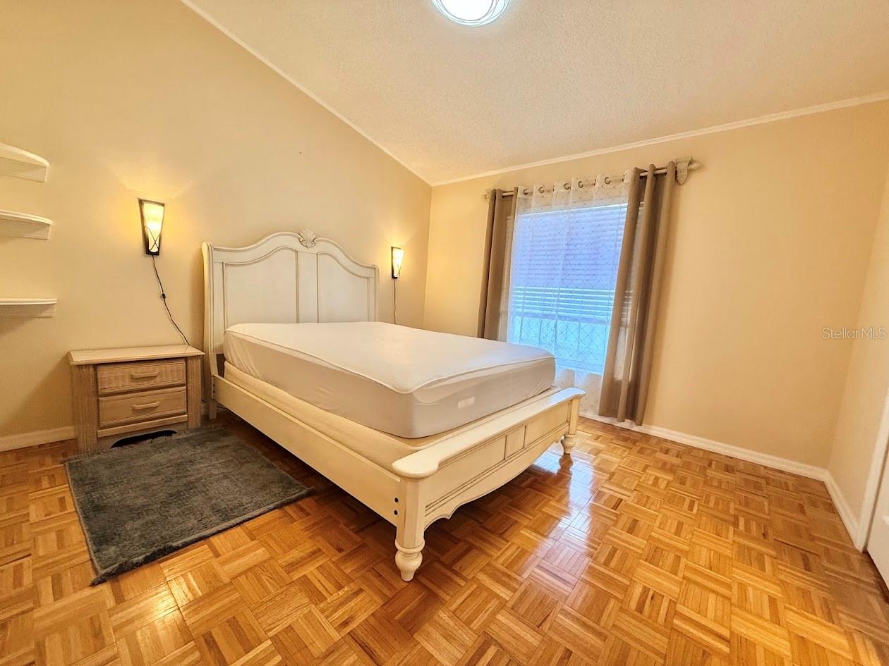 Image 13 of 24 For 1933 Olivia Circle