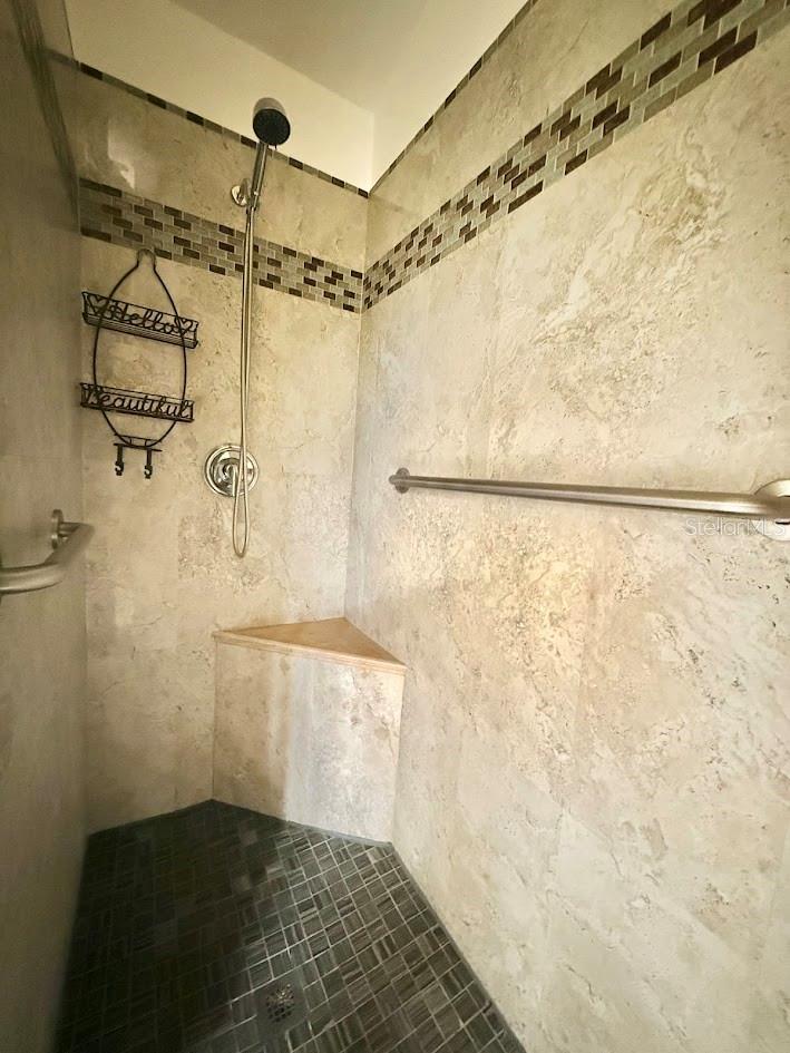 Image 16 of 24 For 1933 Olivia Circle