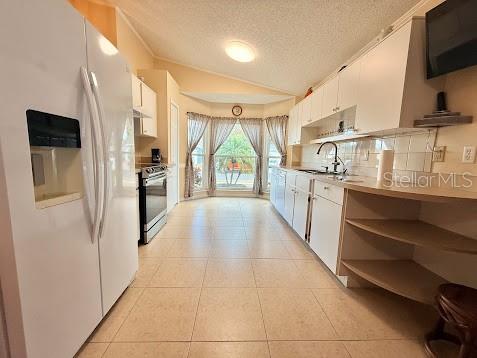 Image 3 of 24 For 1933 Olivia Circle