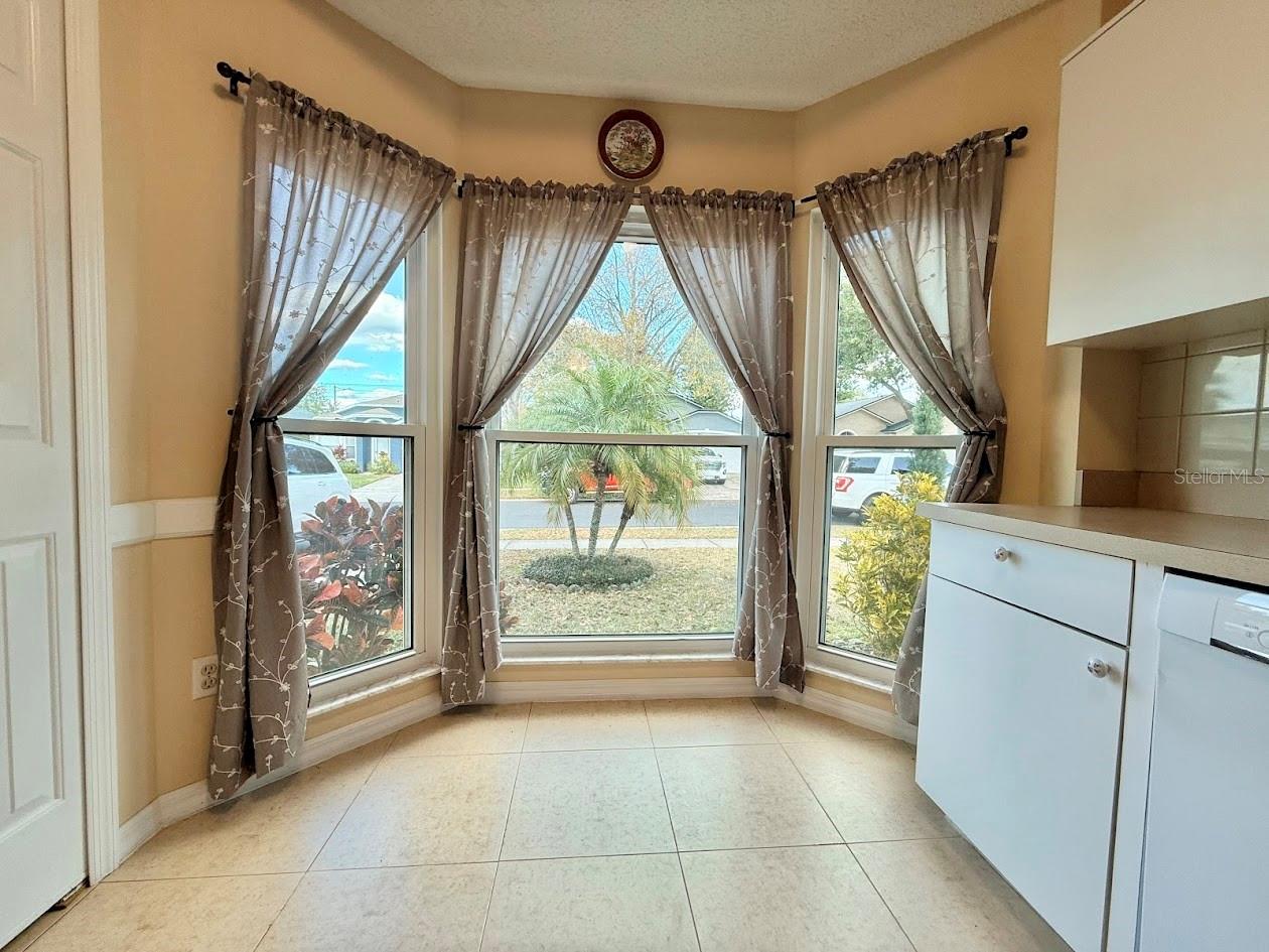 Image 5 of 24 For 1933 Olivia Circle