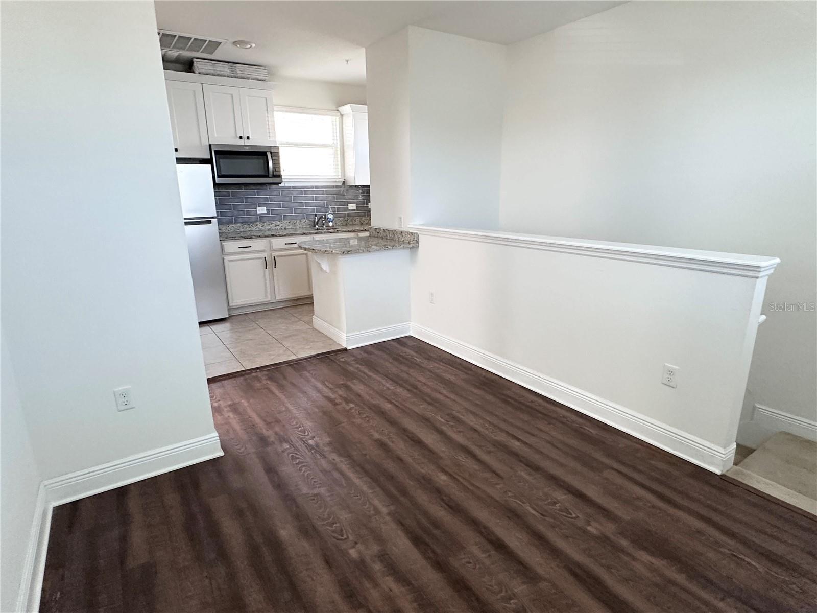 Image 4 of 12 For 8347 Lookout Pointe Drive