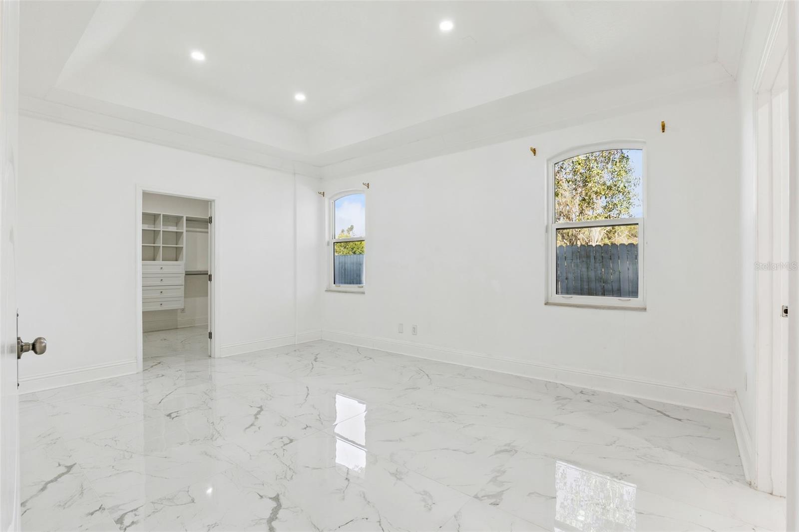 Image 17 of 36 For 20 Rewis Street