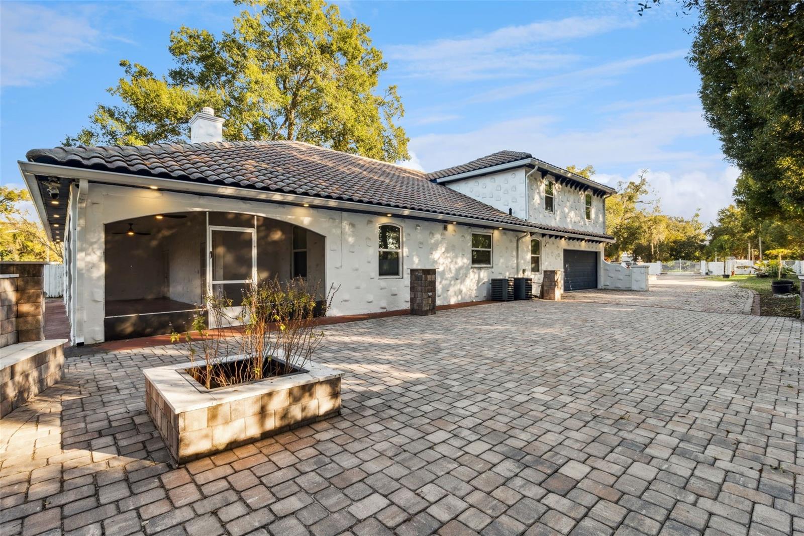 Image 29 of 36 For 20 Rewis Street