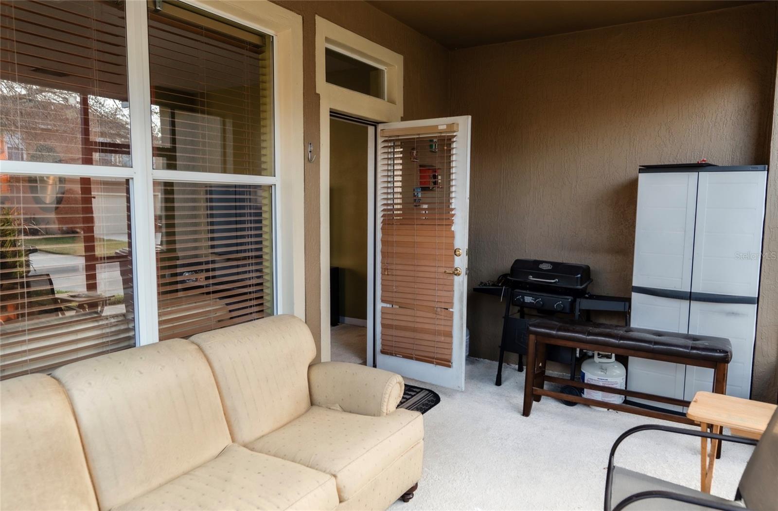 Image 21 of 48 For 6673 Duncaster Street