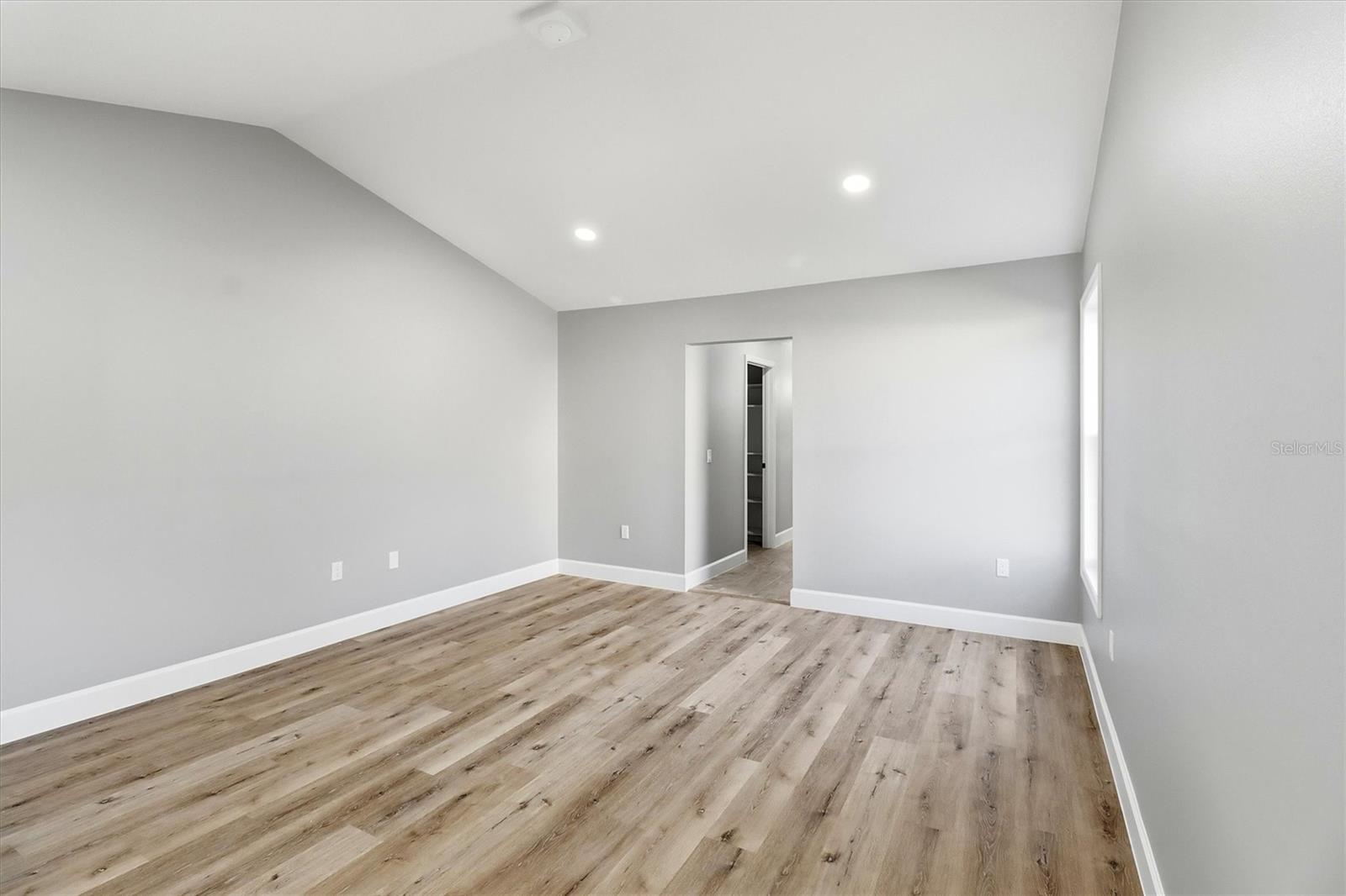 Image 21 of 44 For 33608 Overton Drive