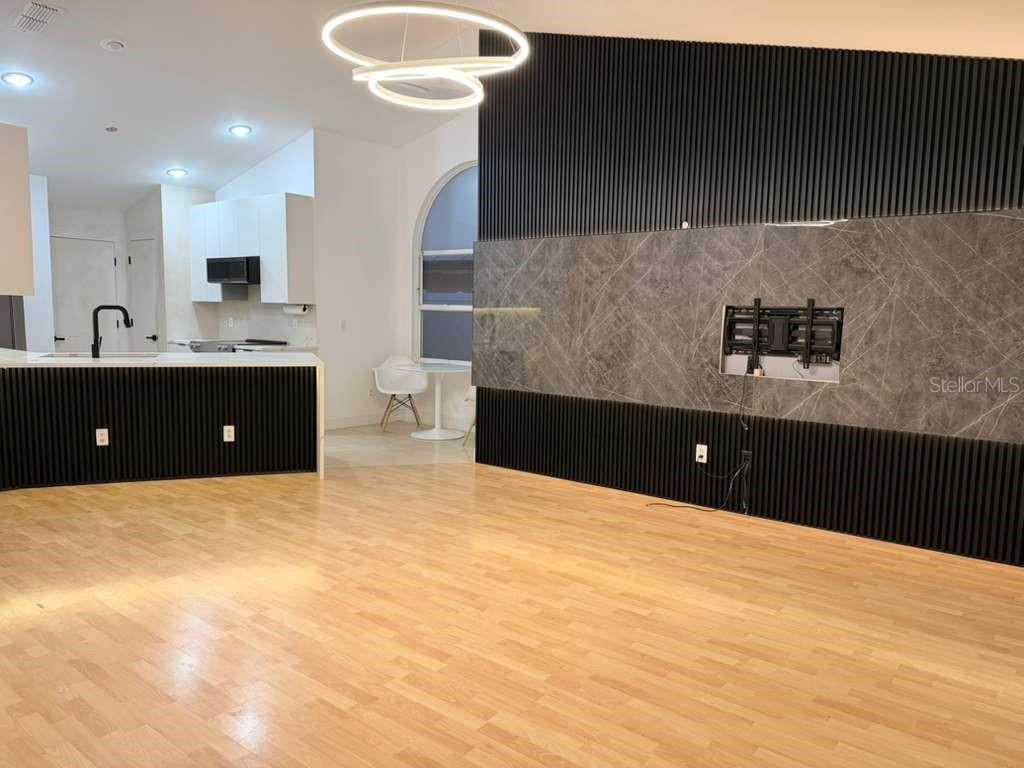 Image 7 of 23 For 2709 Estep Court