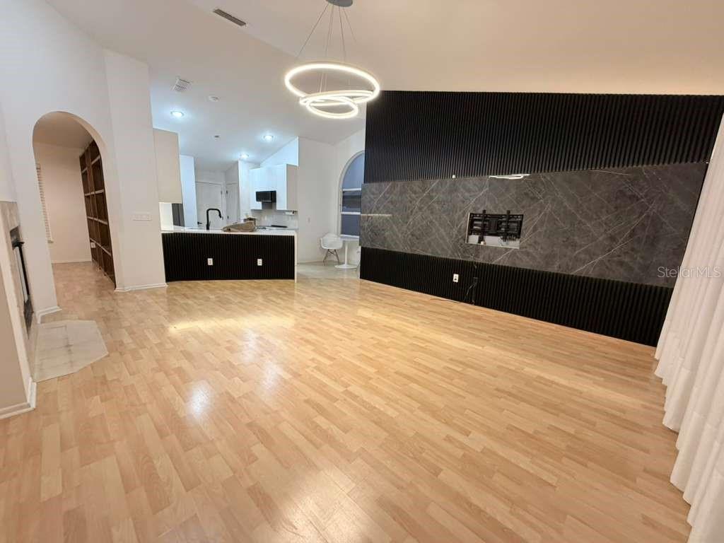 Image 9 of 23 For 2709 Estep Court