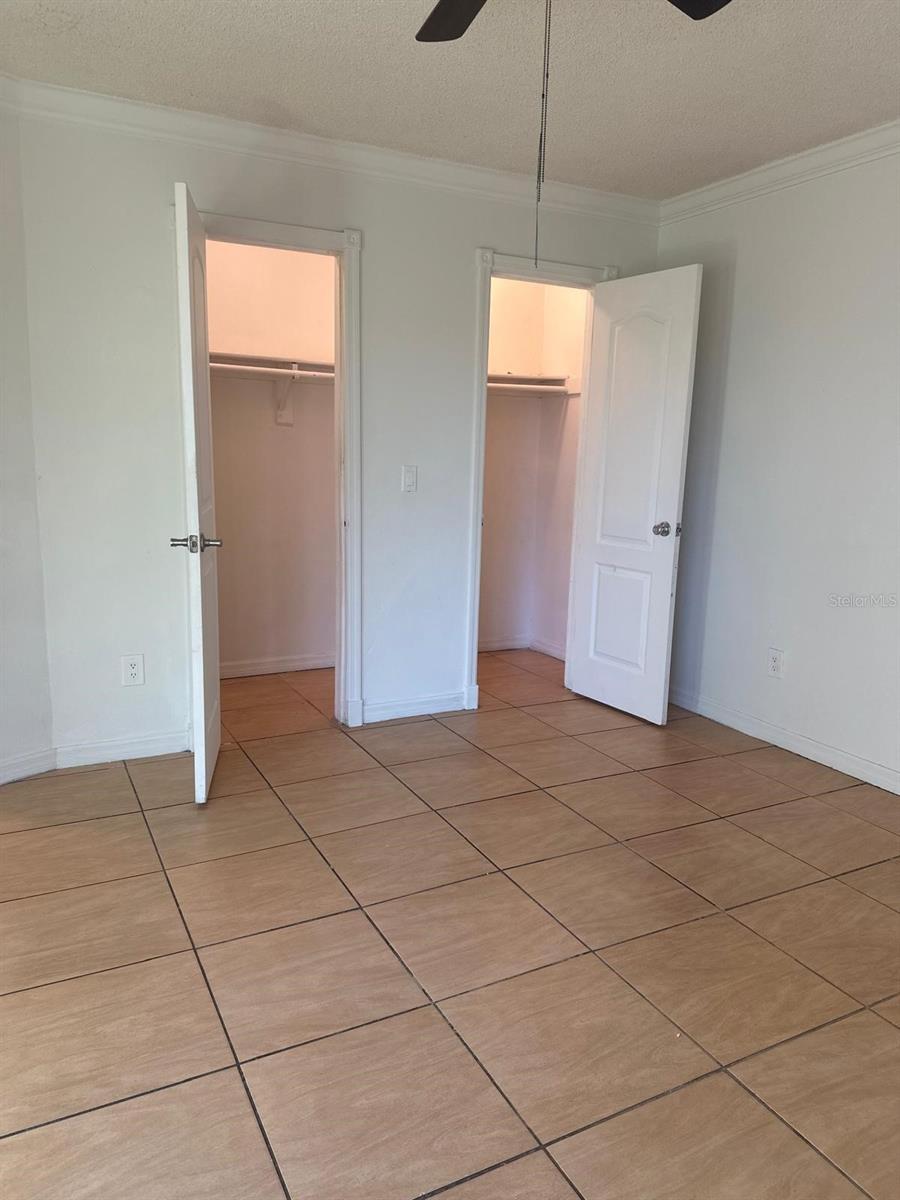 Image 8 of 13 For 4348 Aqua Vista Drive C