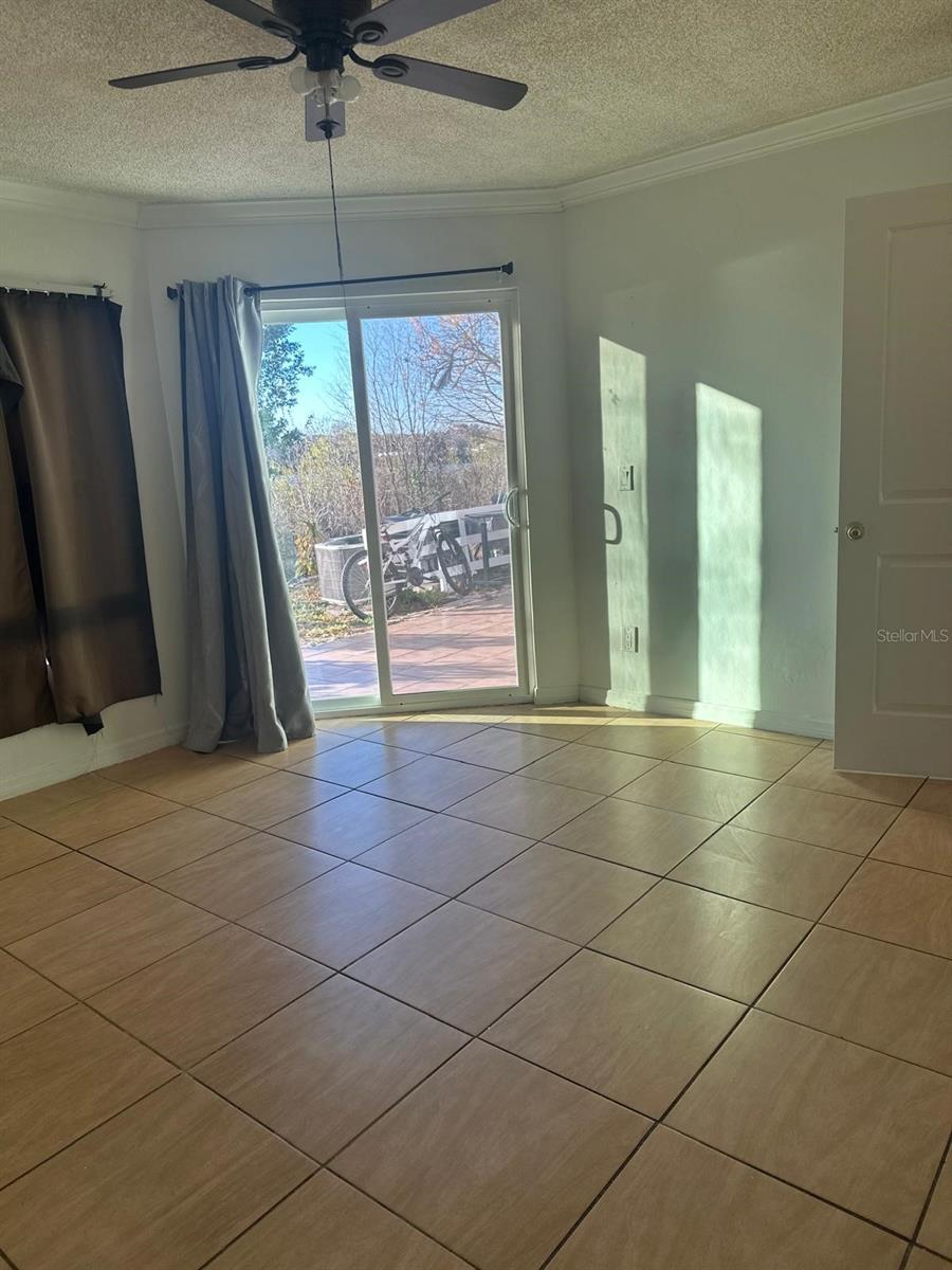 Image 9 of 13 For 4348 Aqua Vista Drive C