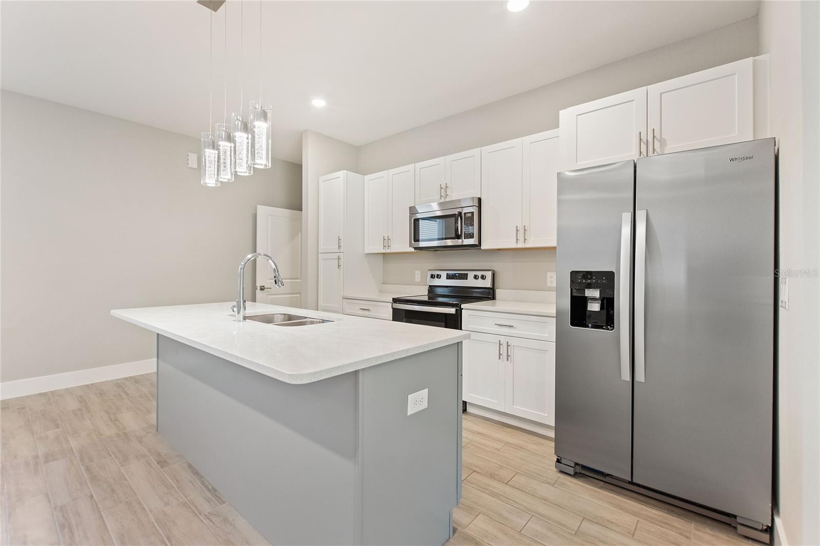 Image 13 of 33 For 337 Hibiscus Drive