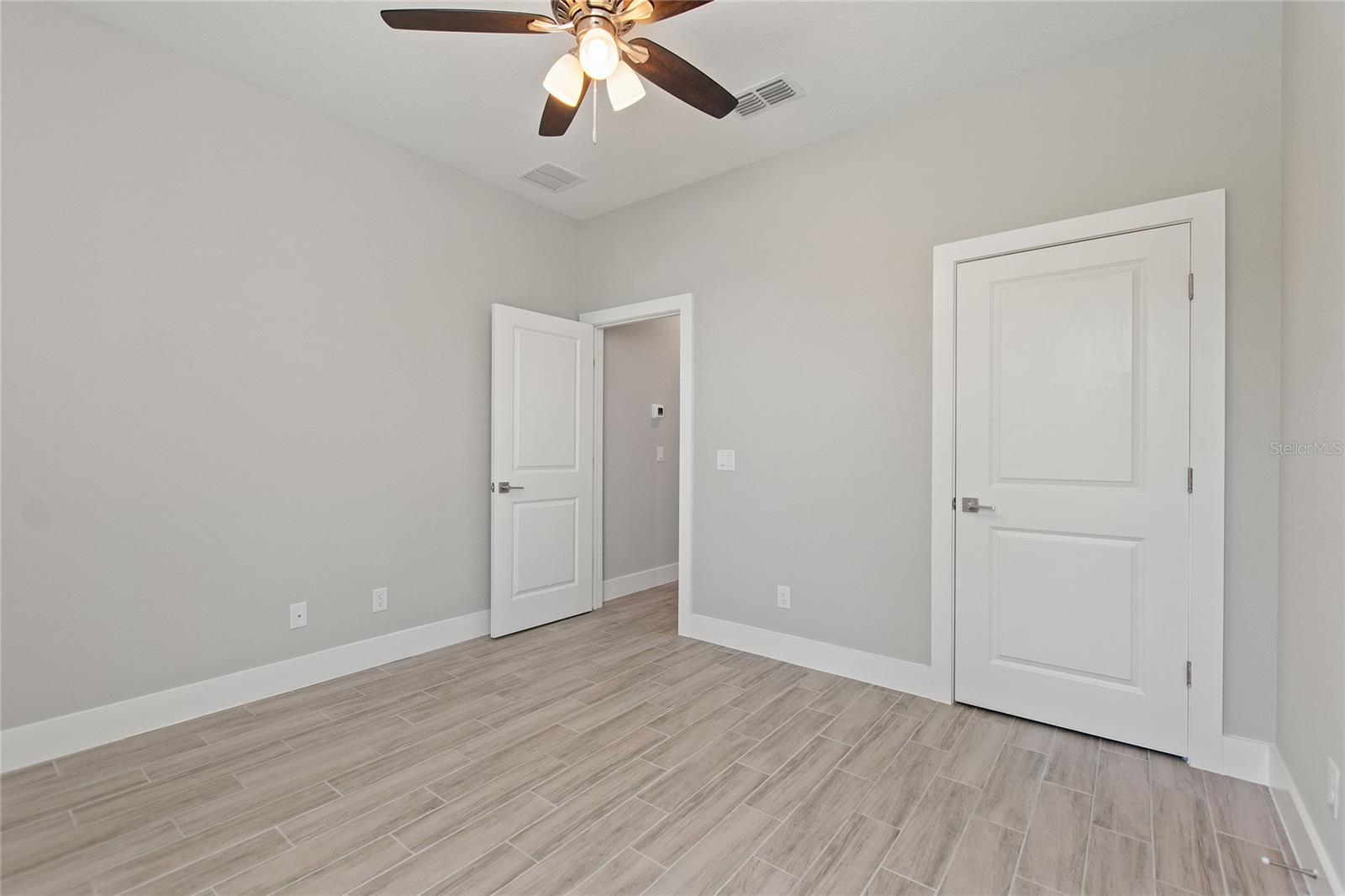 Image 17 of 33 For 337 Hibiscus Drive