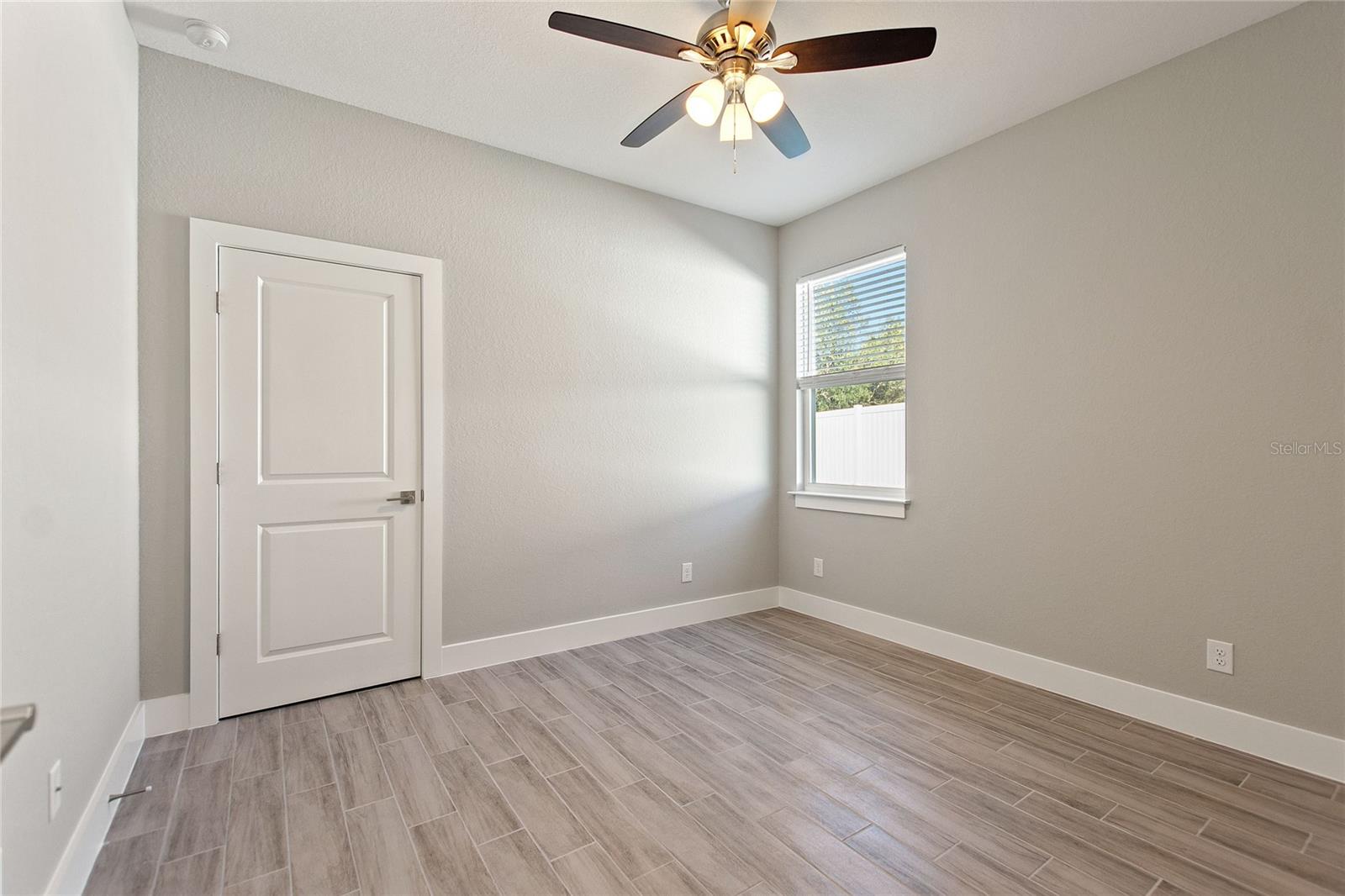 Image 21 of 33 For 337 Hibiscus Drive