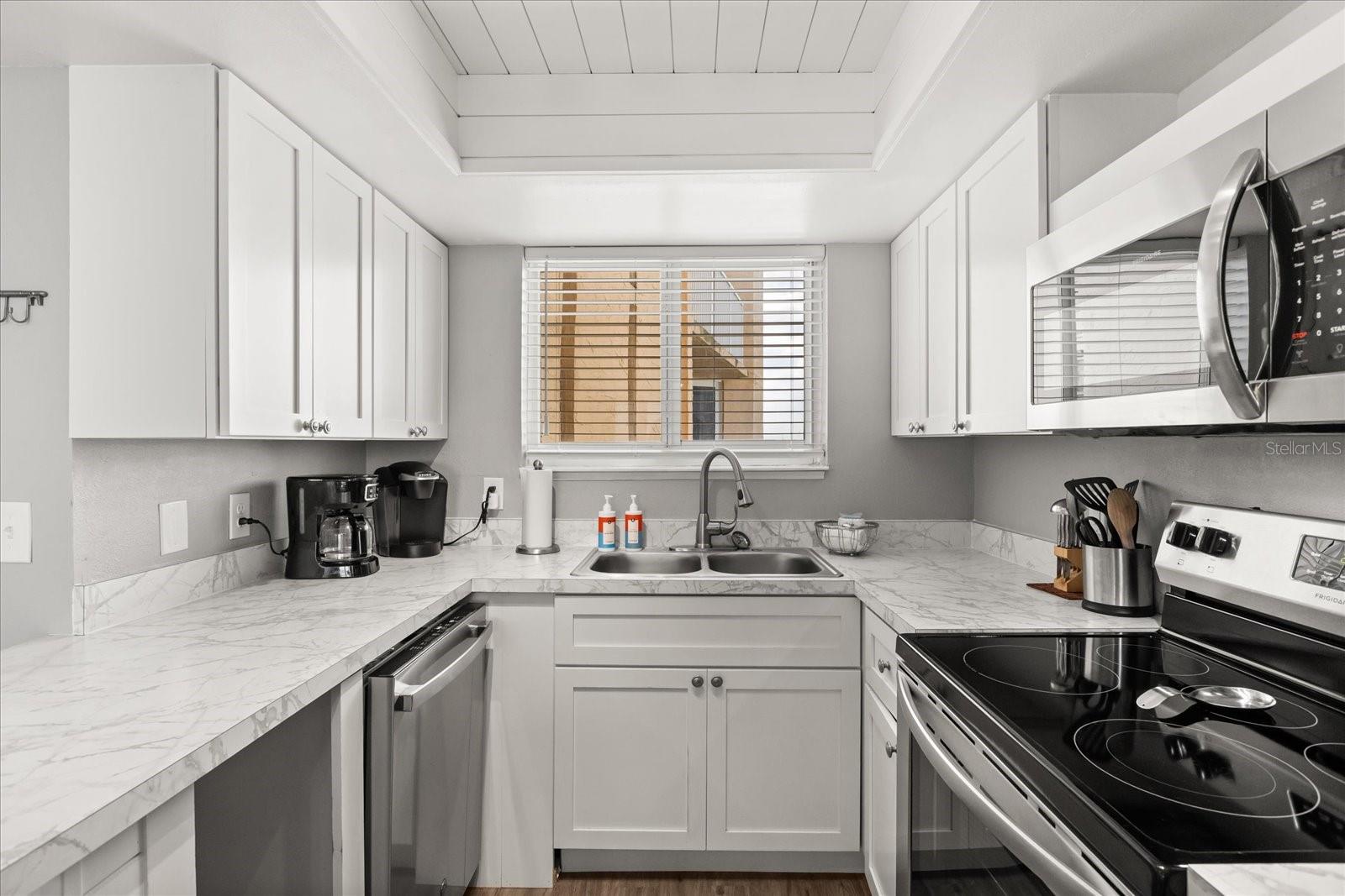 Image 10 of 24 For 421 S. Atlantic Ave  706