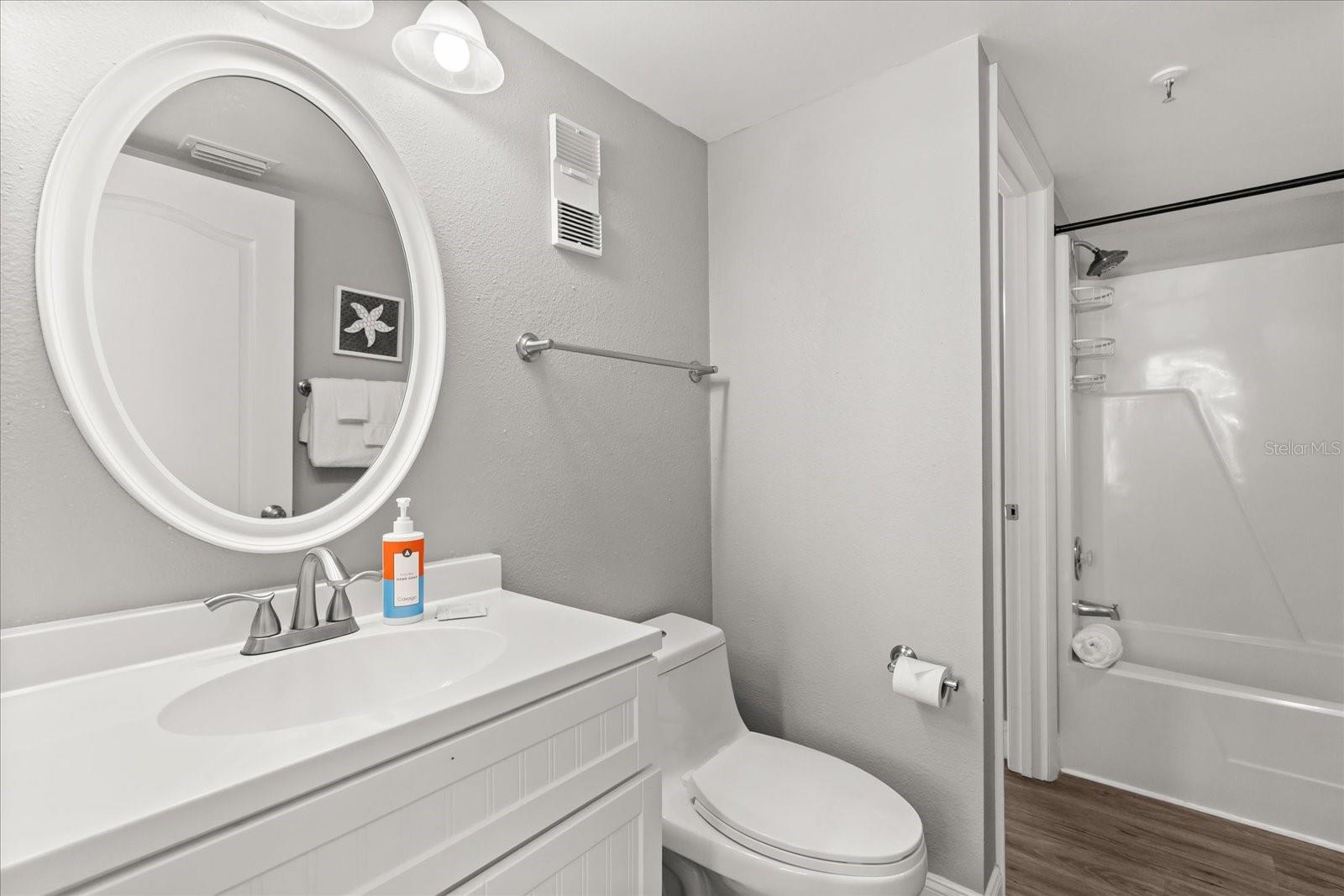 Image 15 of 24 For 421 S. Atlantic Ave  706