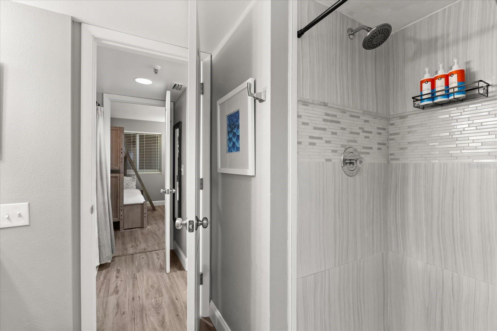 Image 17 of 24 For 421 S. Atlantic Ave  706