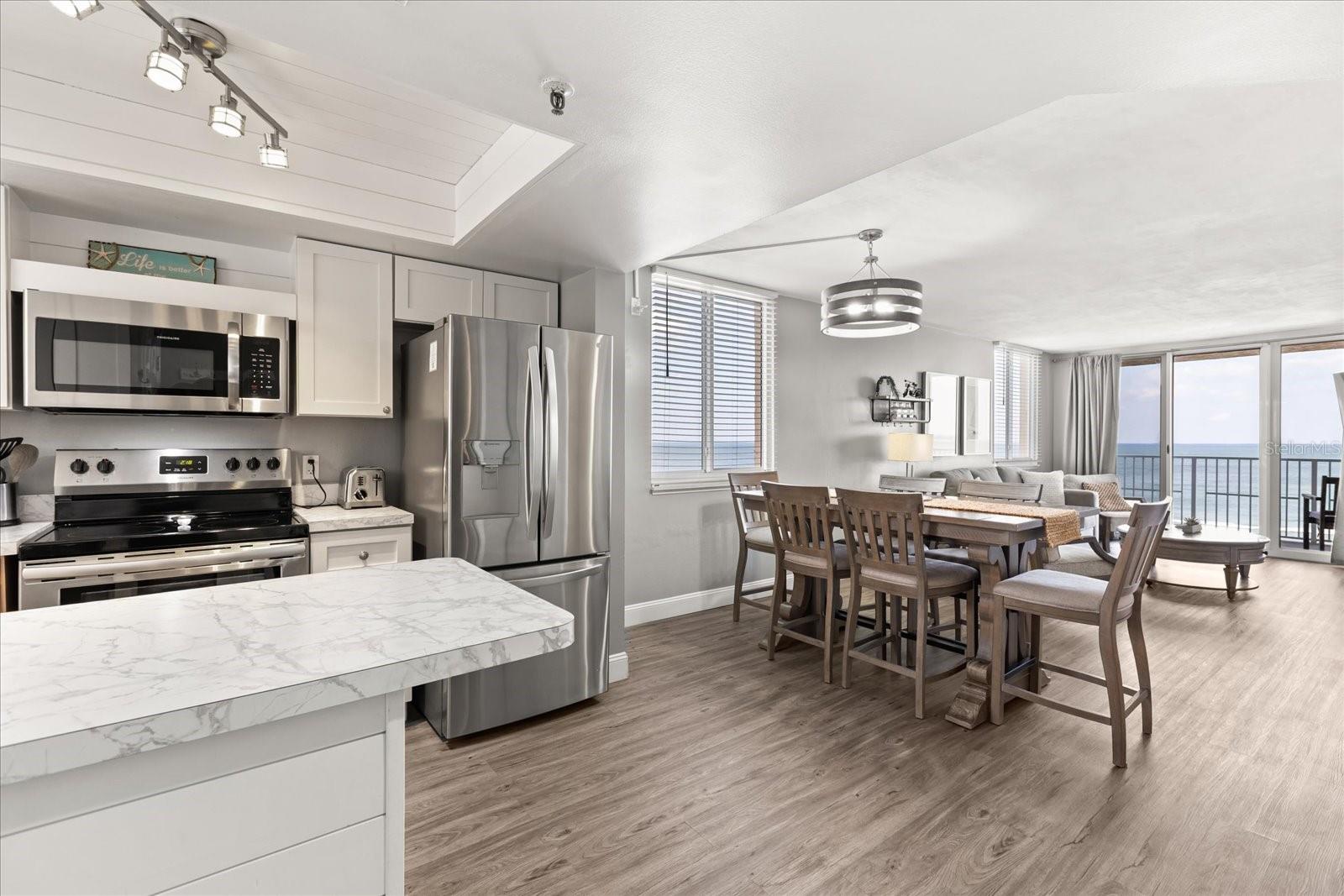 Image 5 of 24 For 421 S. Atlantic Ave  706