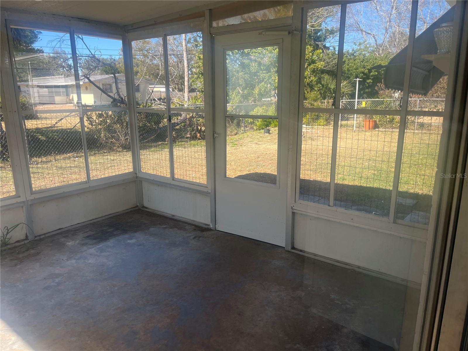 Image 10 of 10 For 2070 Oriole Lane