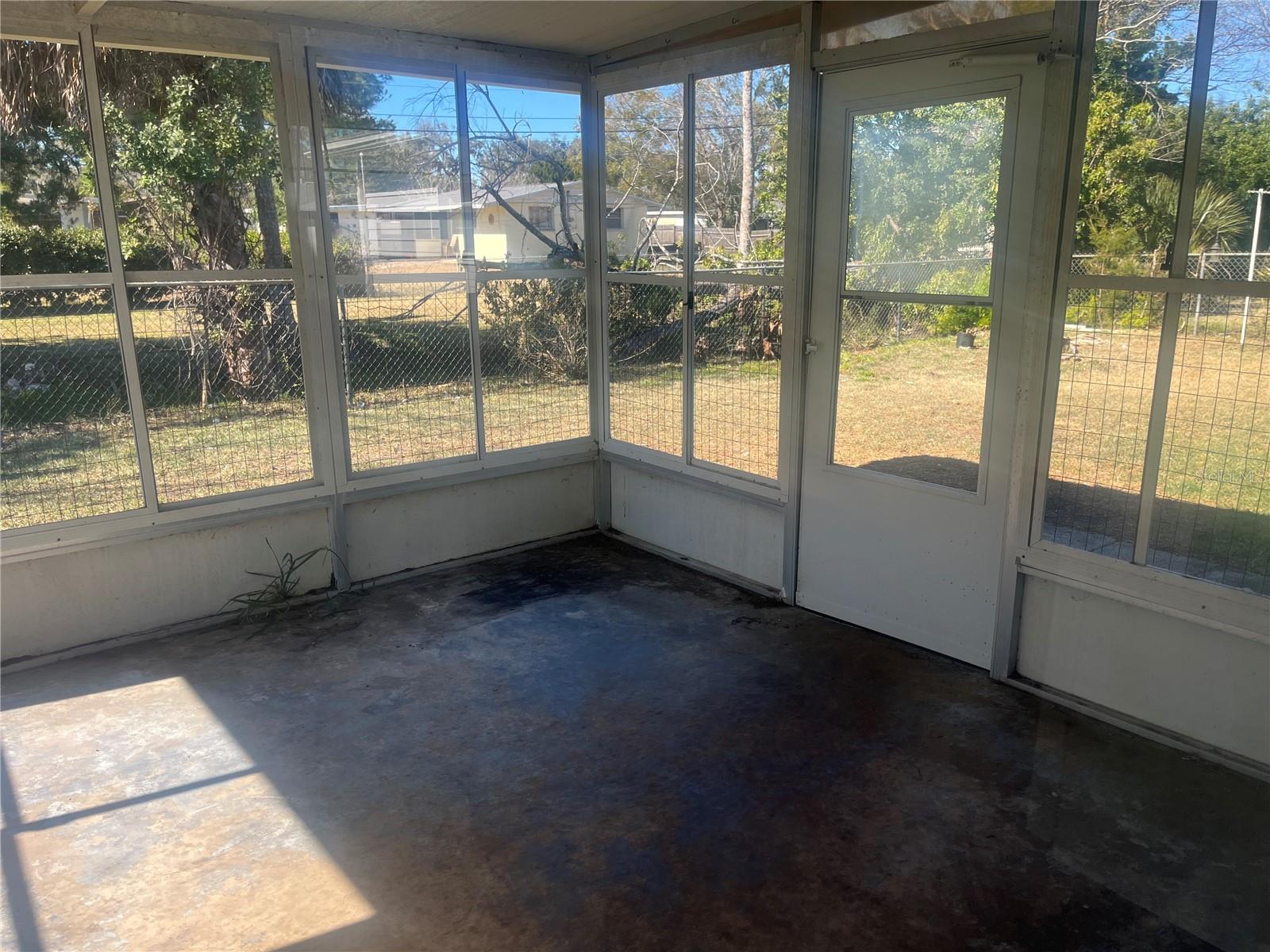 Image 9 of 10 For 2070 Oriole Lane