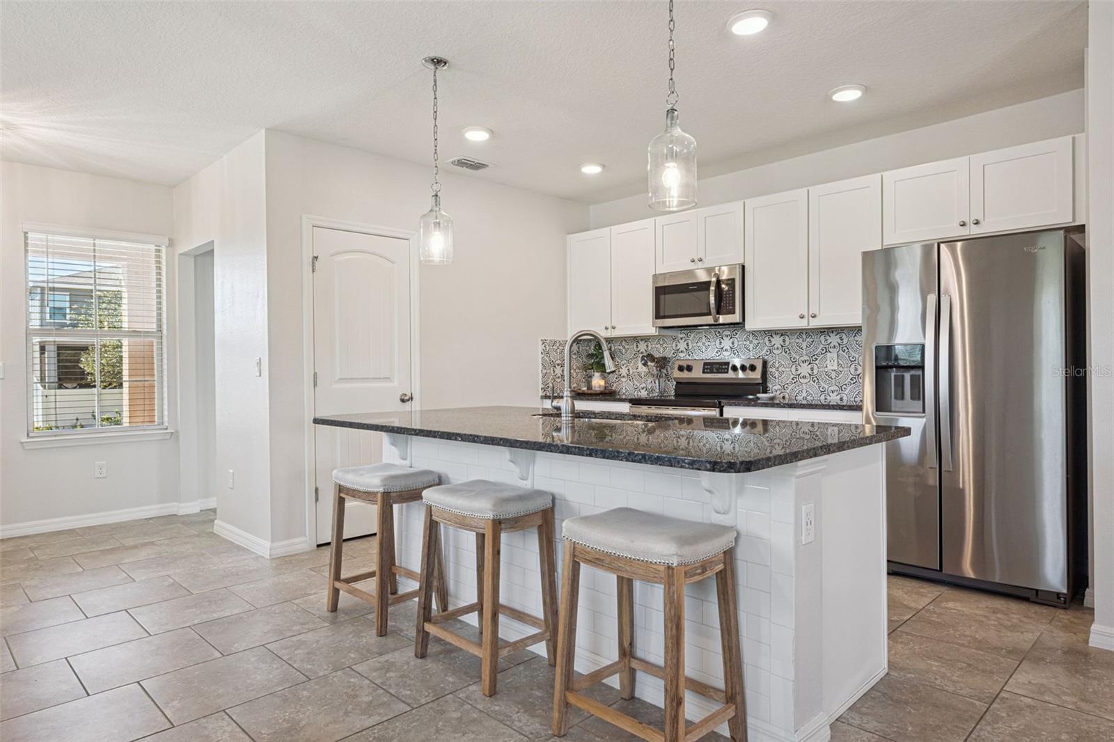 Image 13 of 93 For 16156 Arbor Crest Alley