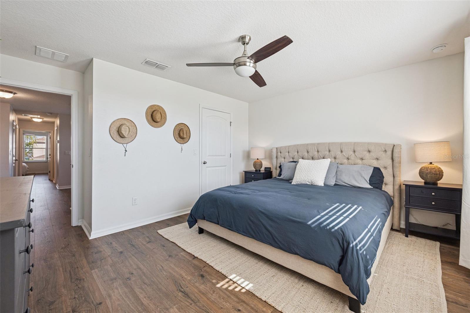 Image 20 of 93 For 16156 Arbor Crest Alley