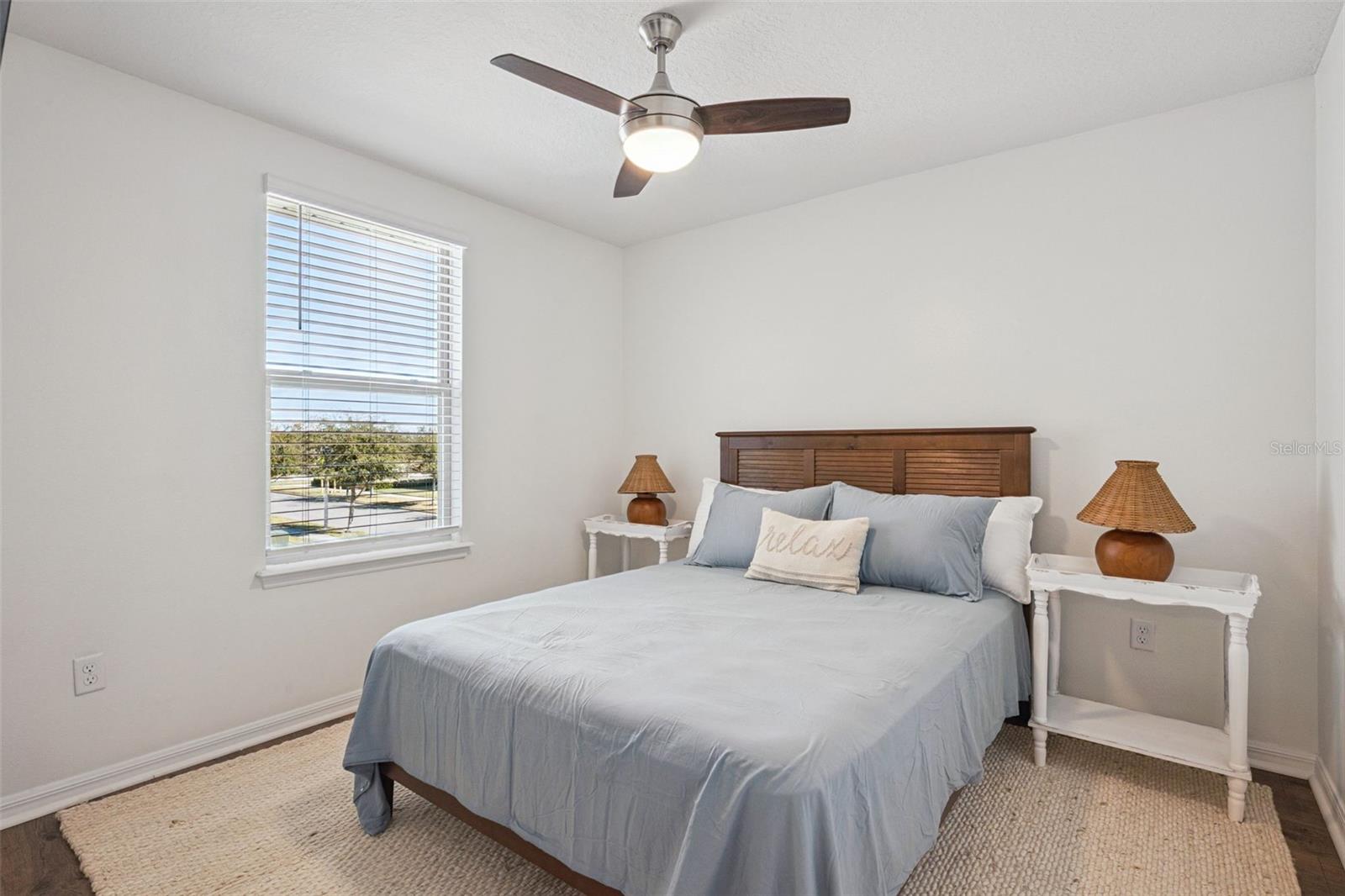 Image 25 of 93 For 16156 Arbor Crest Alley