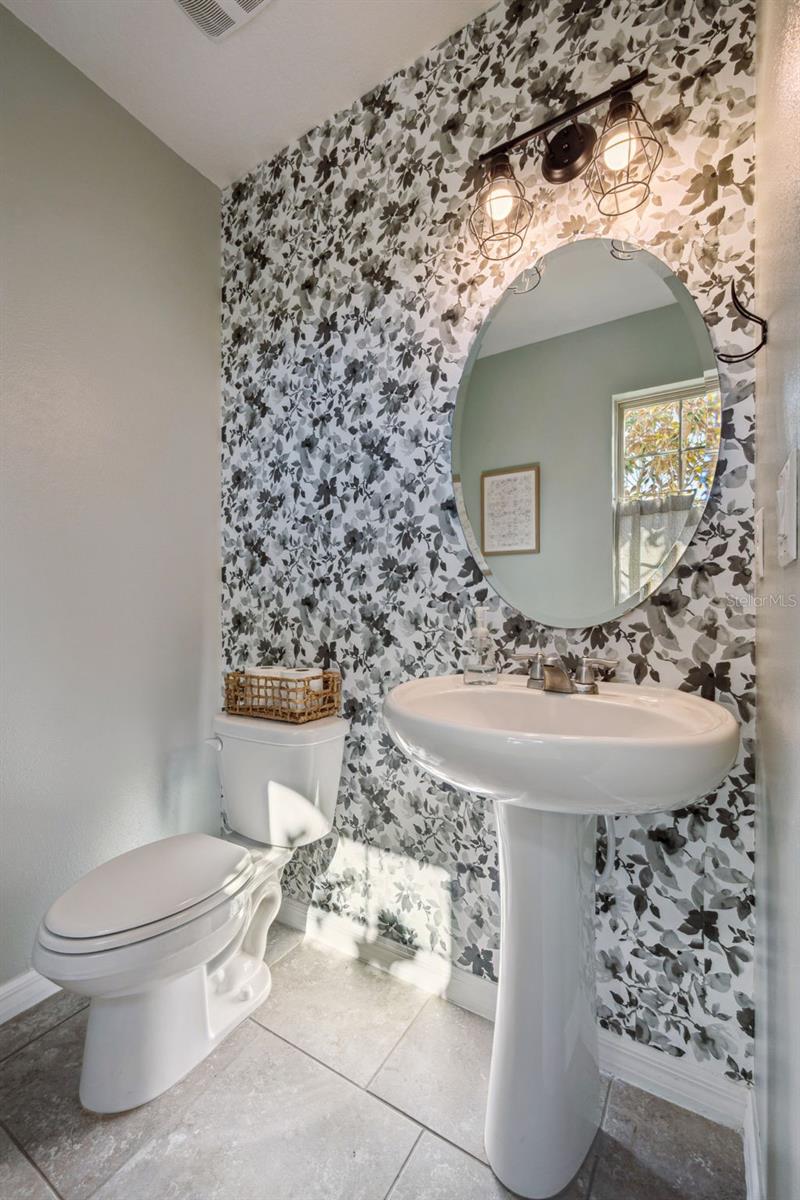 Image 35 of 93 For 16156 Arbor Crest Alley