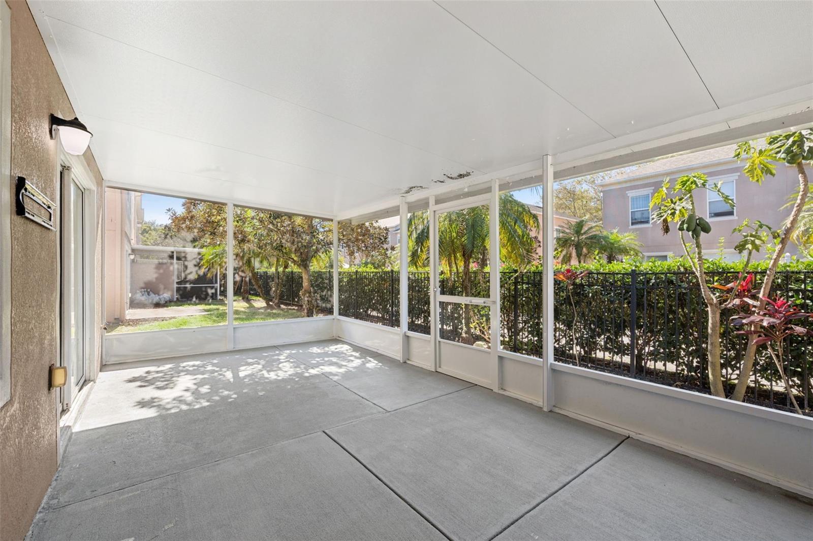 Image 28 of 31 For 2825 Cliffe Court