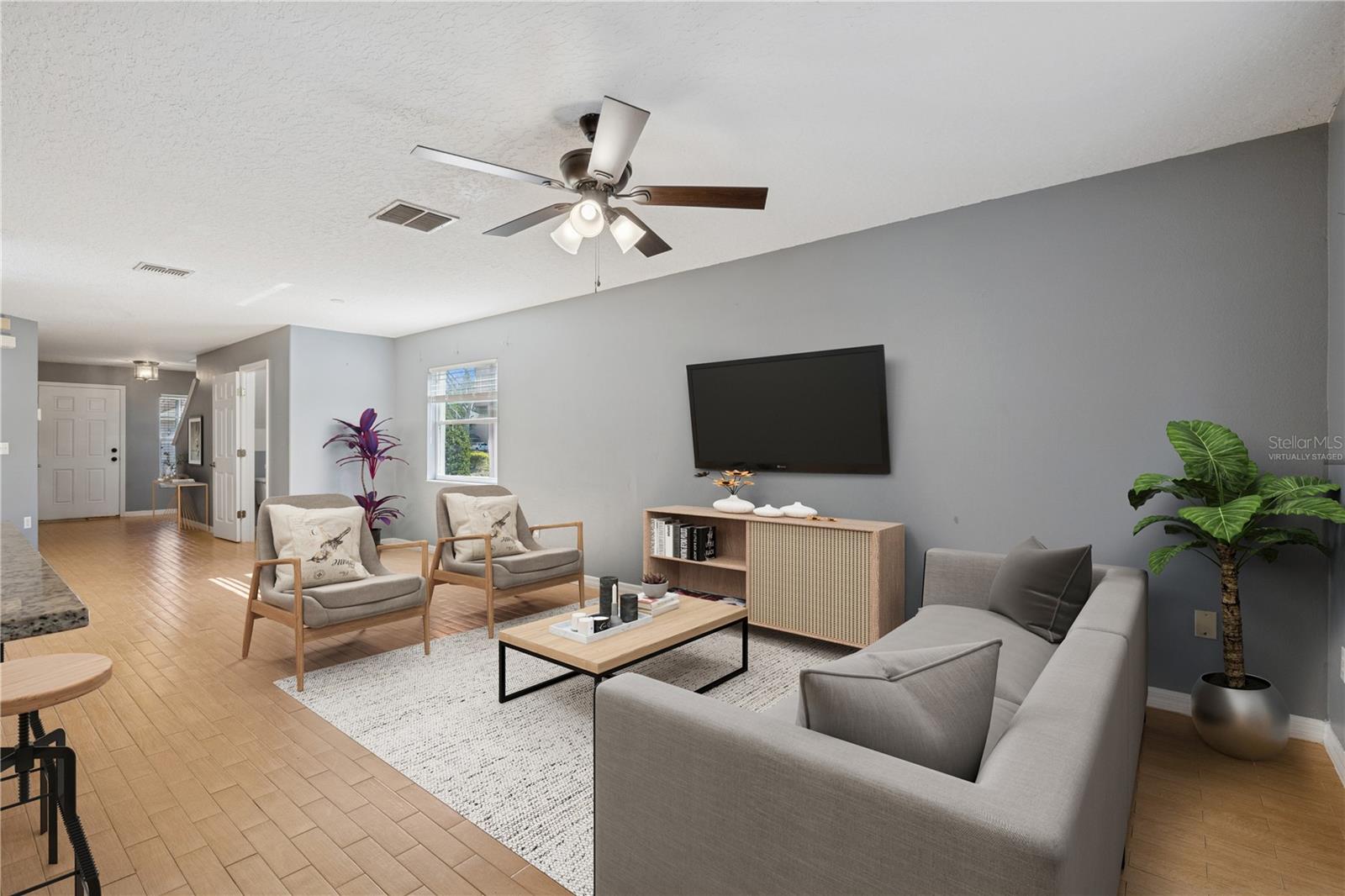 Image 4 of 31 For 2825 Cliffe Court