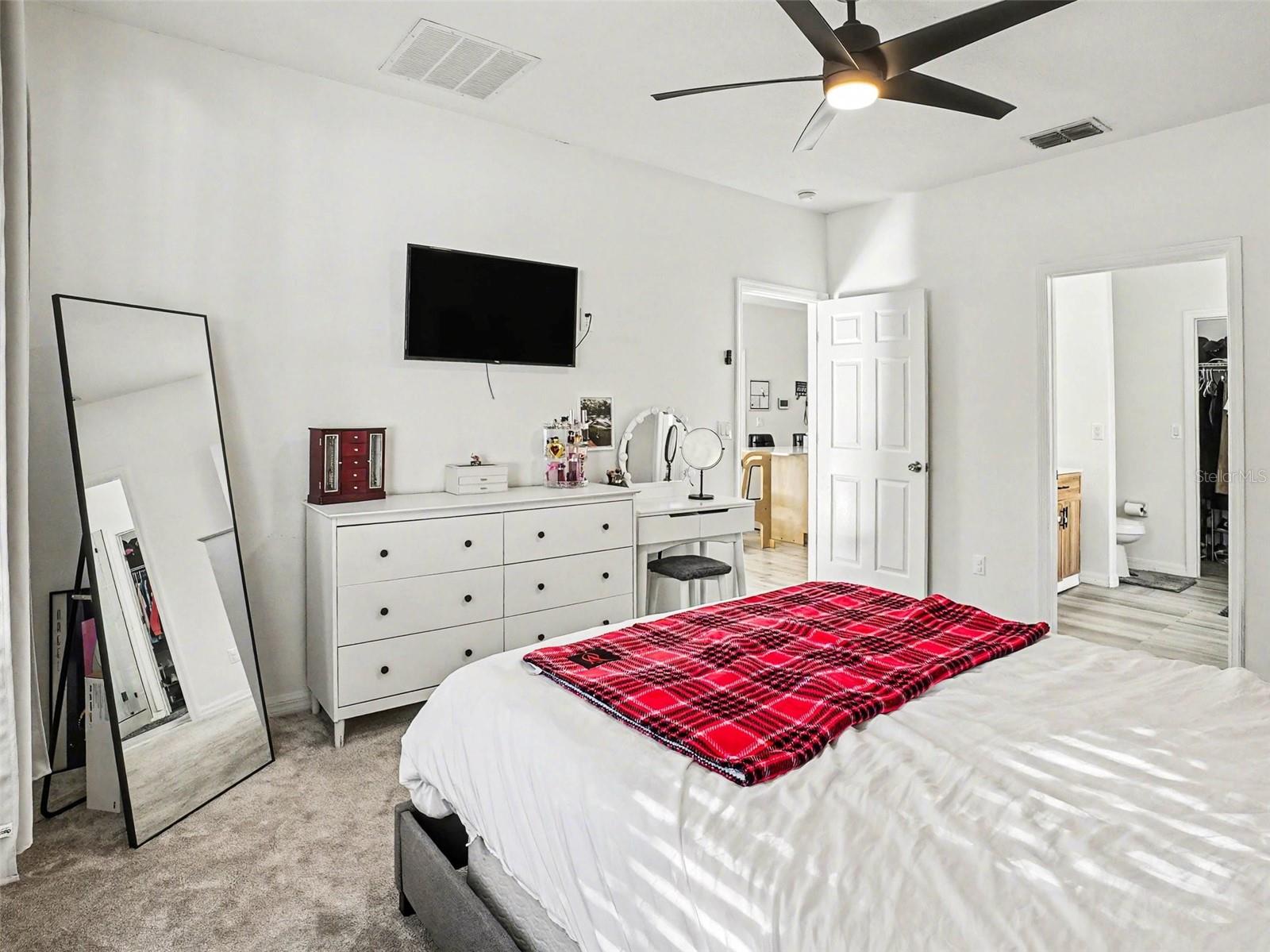 Image 14 of 38 For 4875 Sweet Cedar Circle