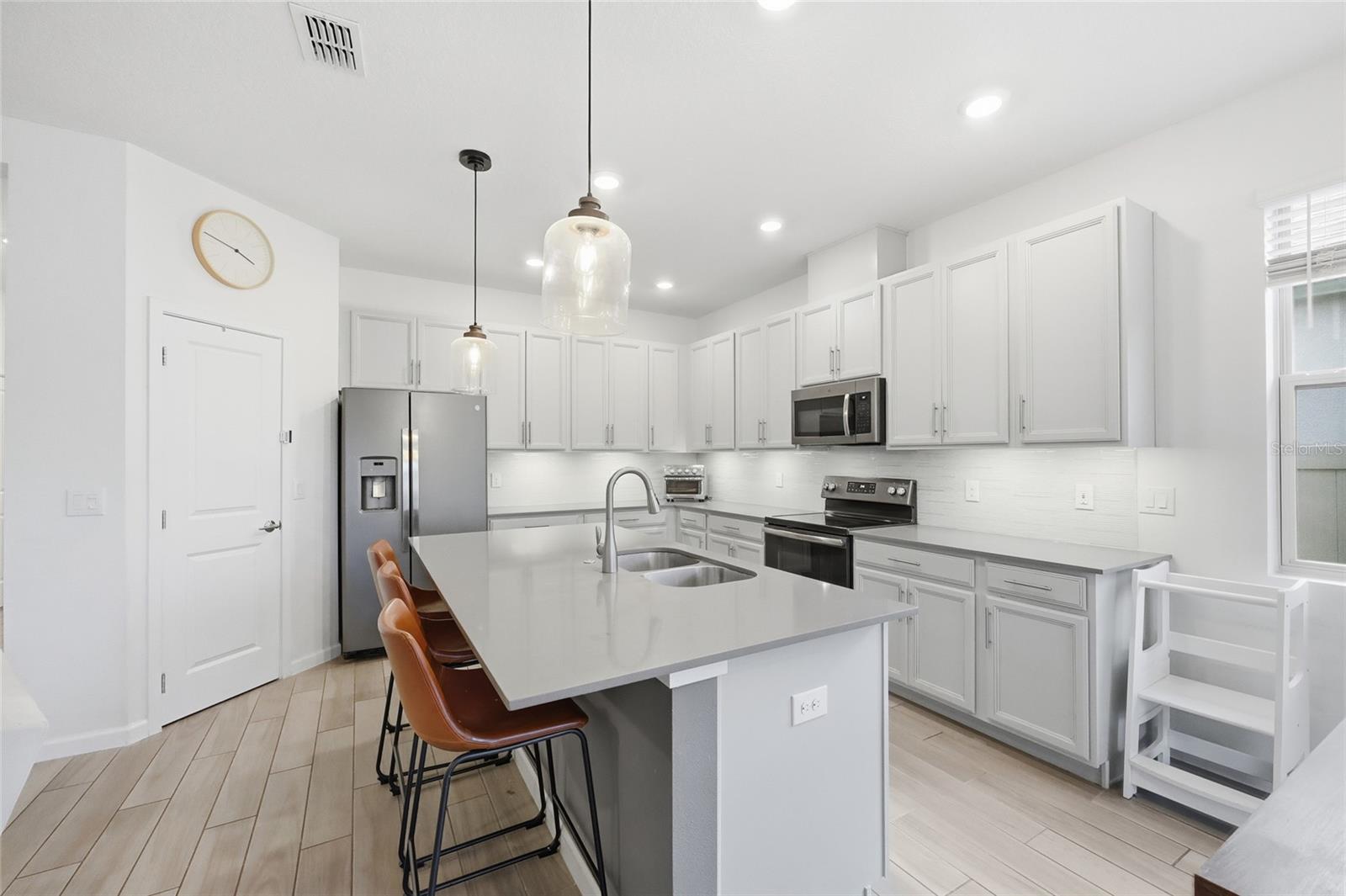 Image 9 of 31 For 417 Dancing Water Drive