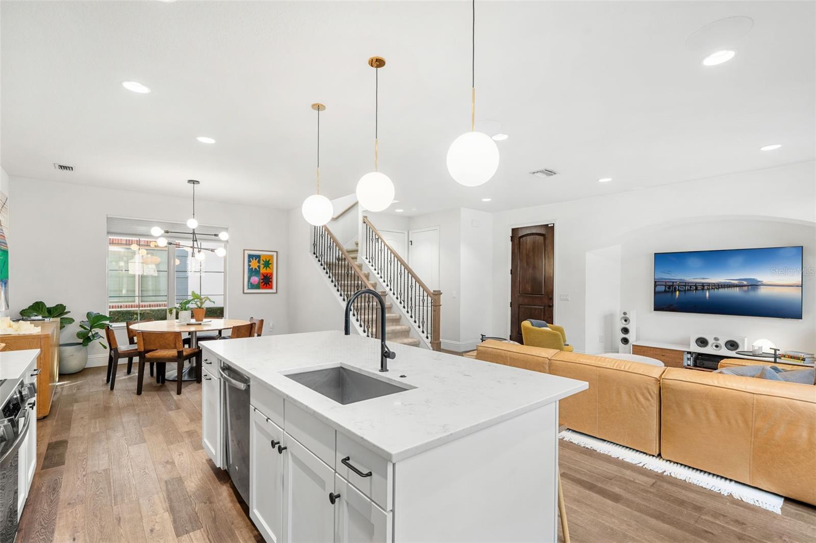 Image 10 of 31 For 1732 Ridgewood Avenue S