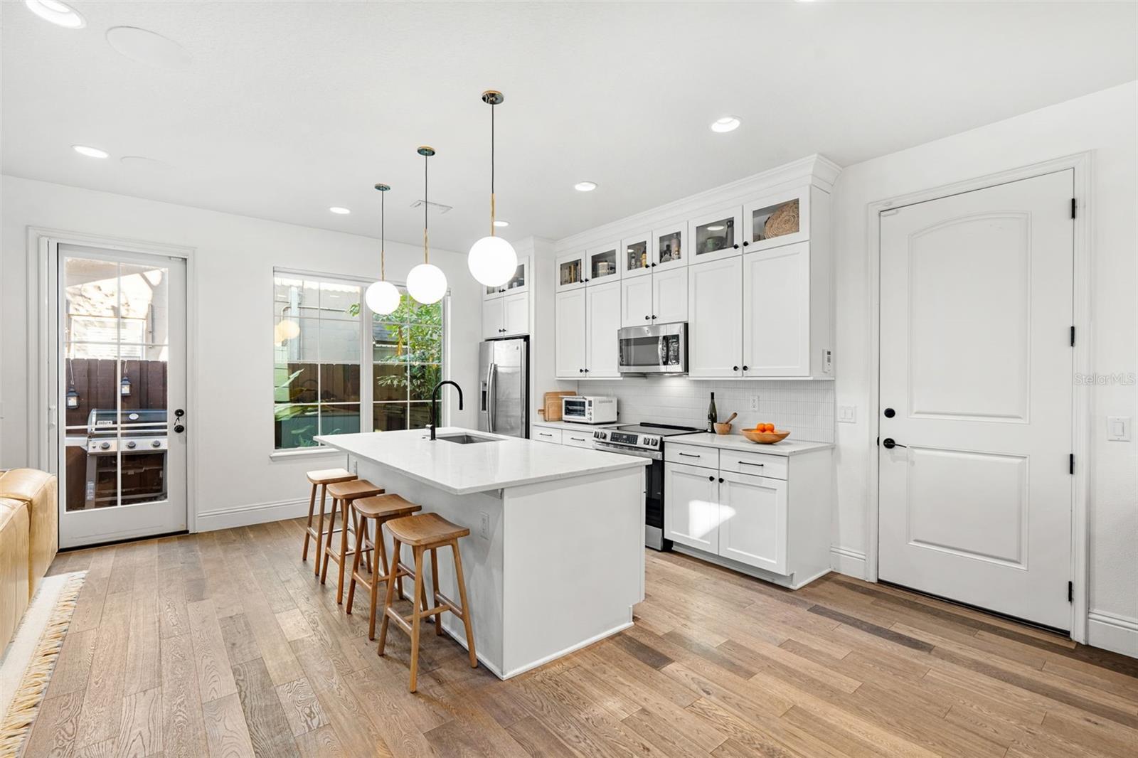 Image 13 of 31 For 1732 Ridgewood Avenue S