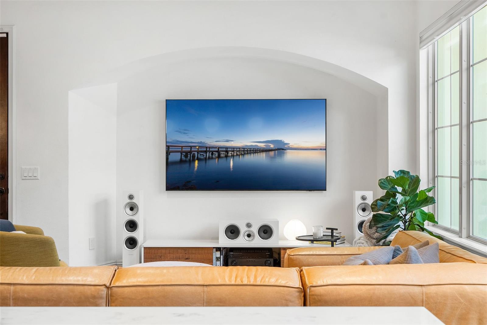 Image 7 of 31 For 1732 Ridgewood Avenue S