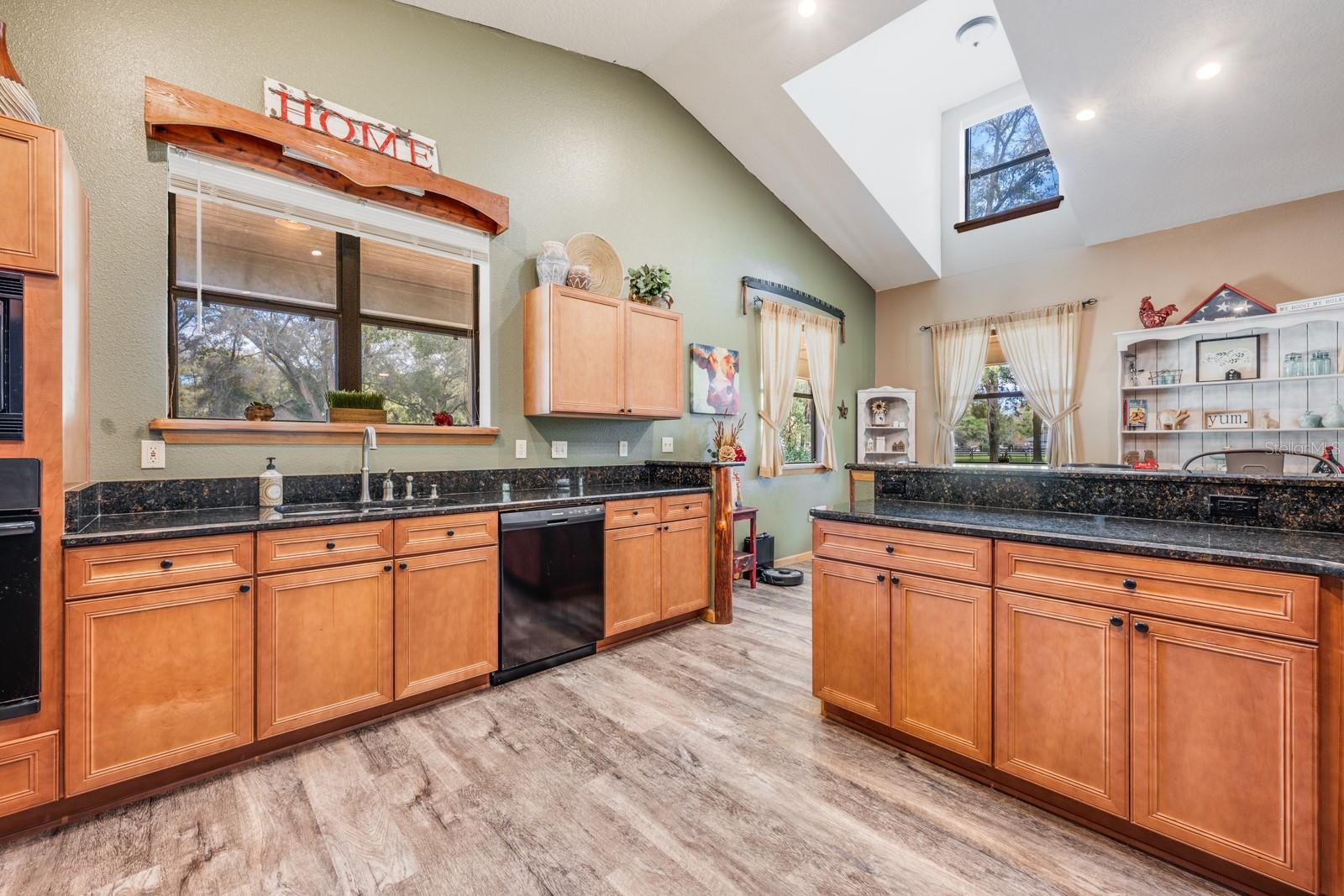 Image 11 of 46 For 36517 Thrill Hill Road