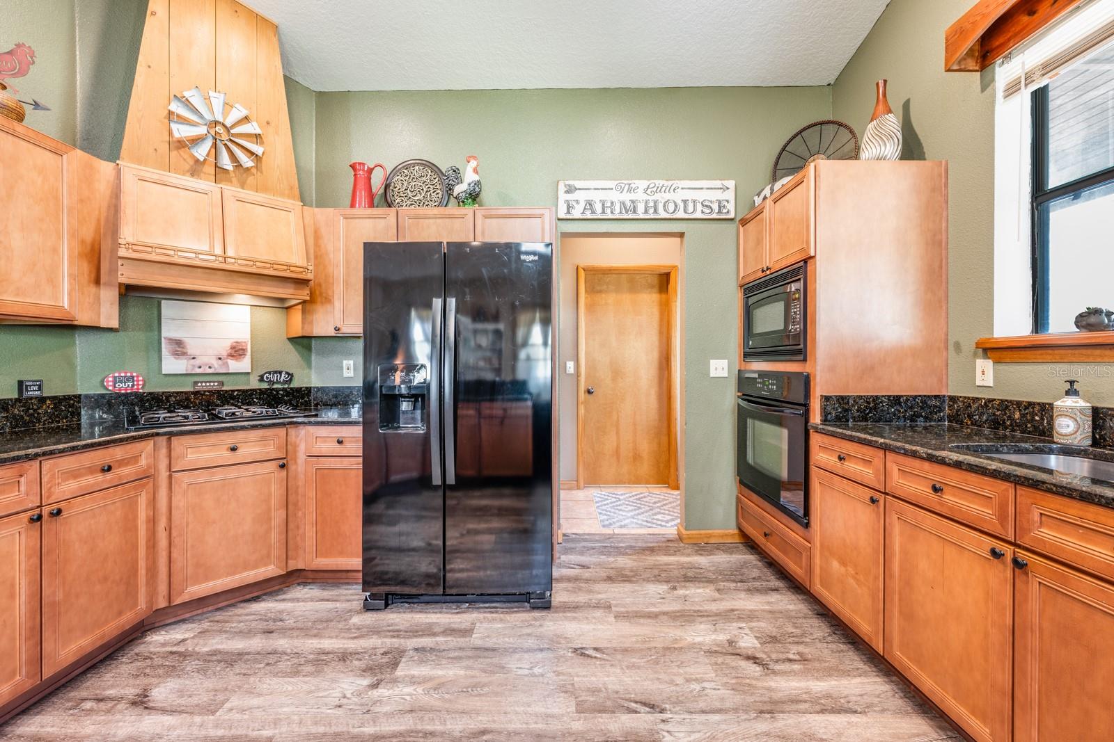 Image 12 of 46 For 36517 Thrill Hill Road