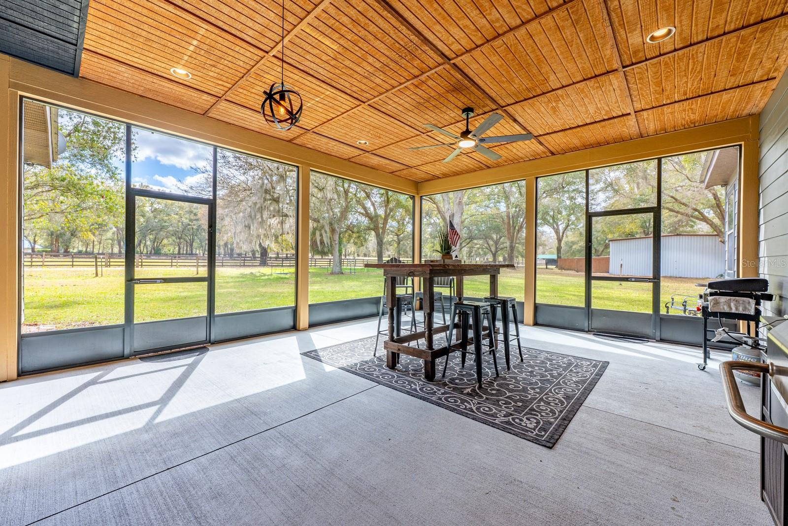 Image 26 of 46 For 36517 Thrill Hill Road