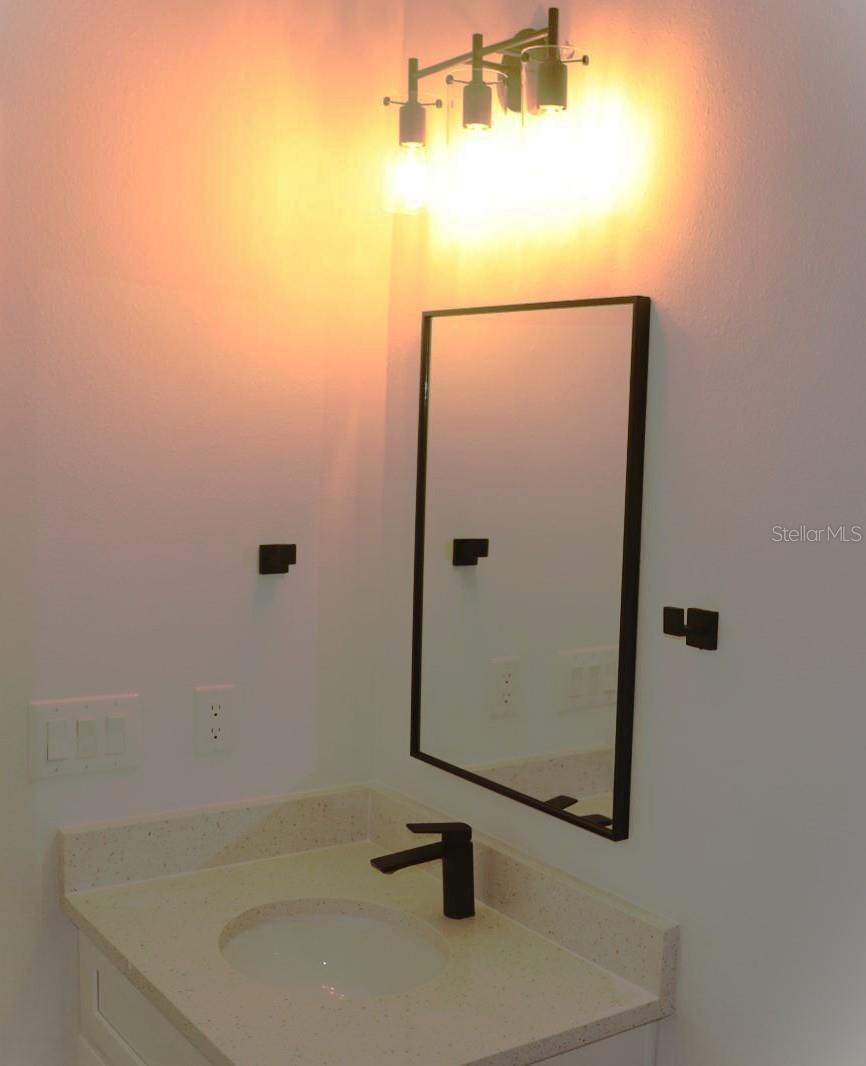 Image 15 of 23 For 3717 Malby Lane